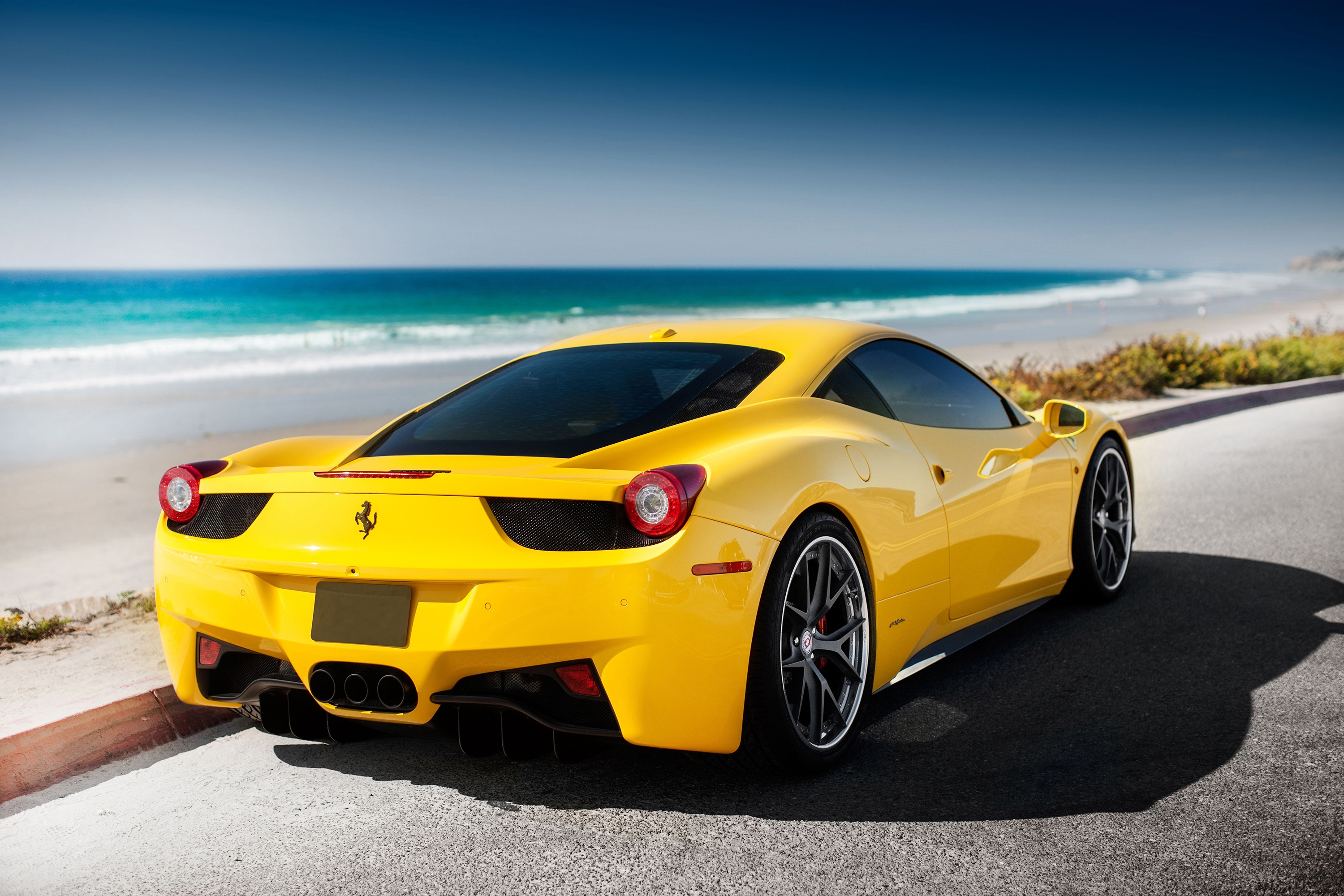 Скачать 458, italia, sea, ferrari, tuning, желтый обои на рабочий стол