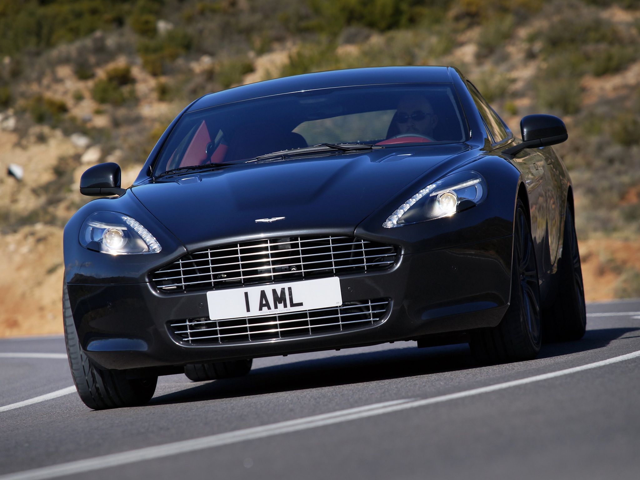 Скачать aston martin, rapide, 2009, черный, вид спереди, стиль, астон мартин, асфальт обои на рабочий стол