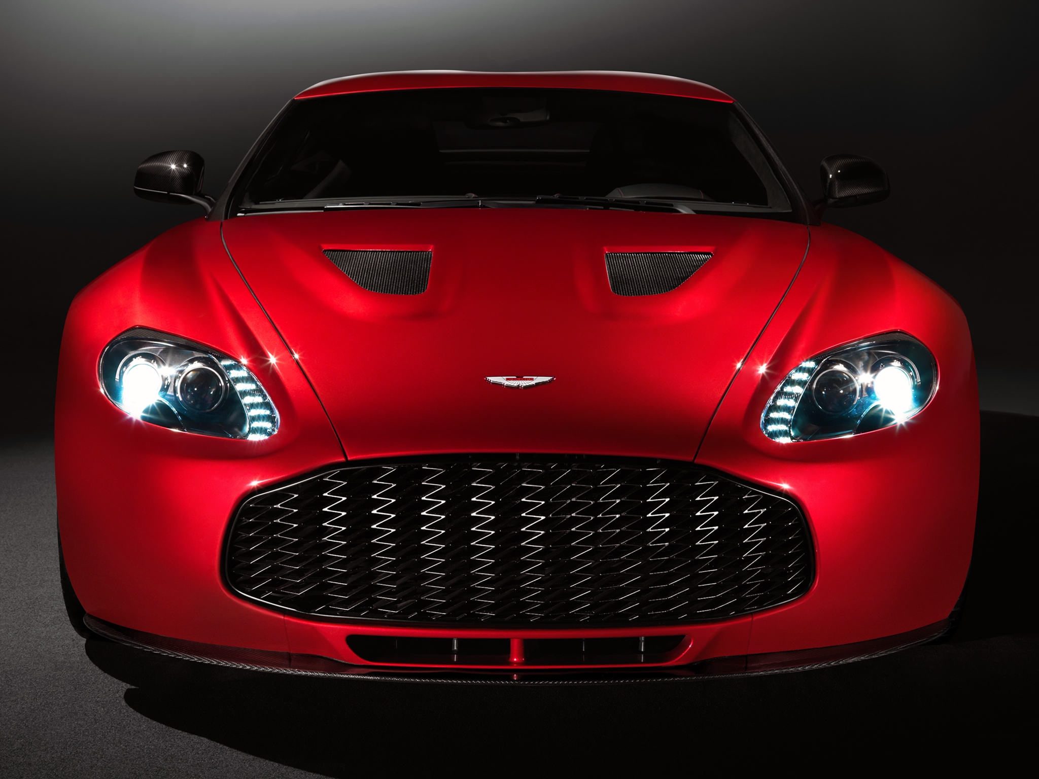 Скачать aston martin, v12, zagato, 2012, красный, вид спереди, астон мартин, авто обои на рабочий стол