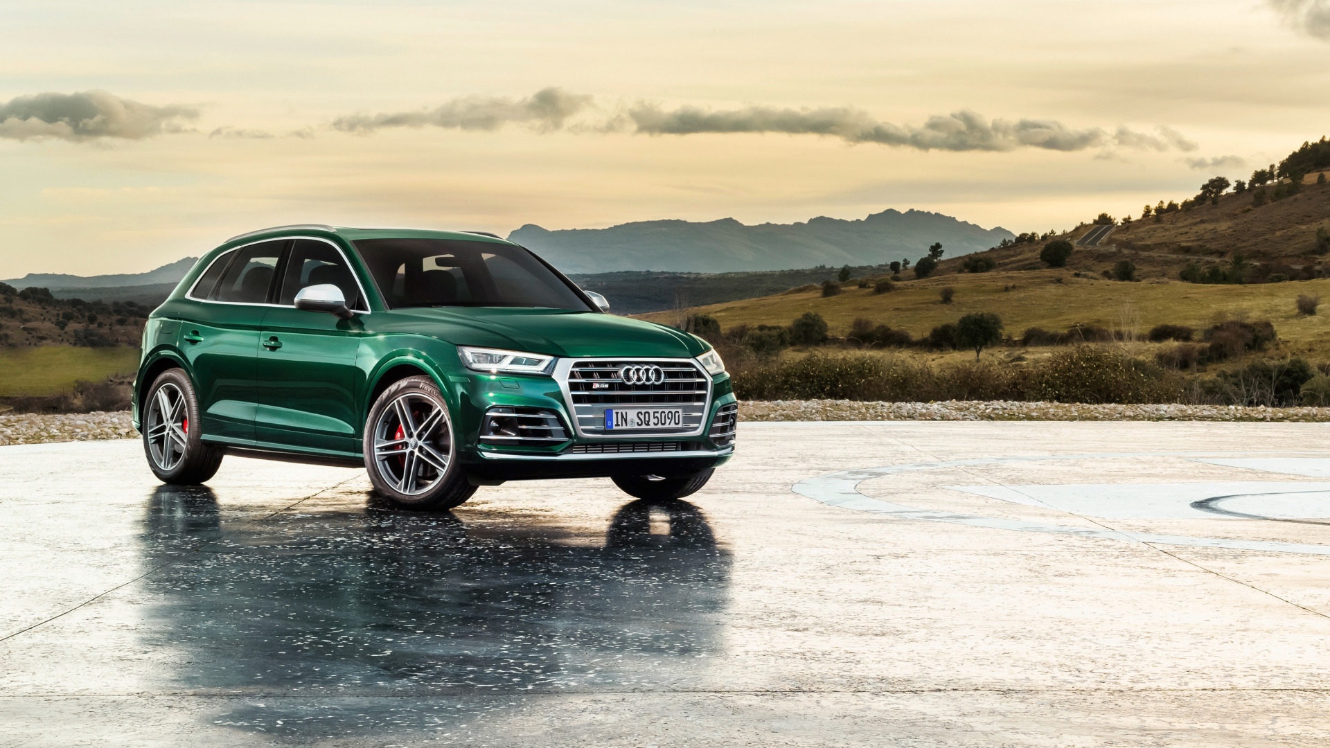 Скачать Audi SQ5 обои на рабочий стол