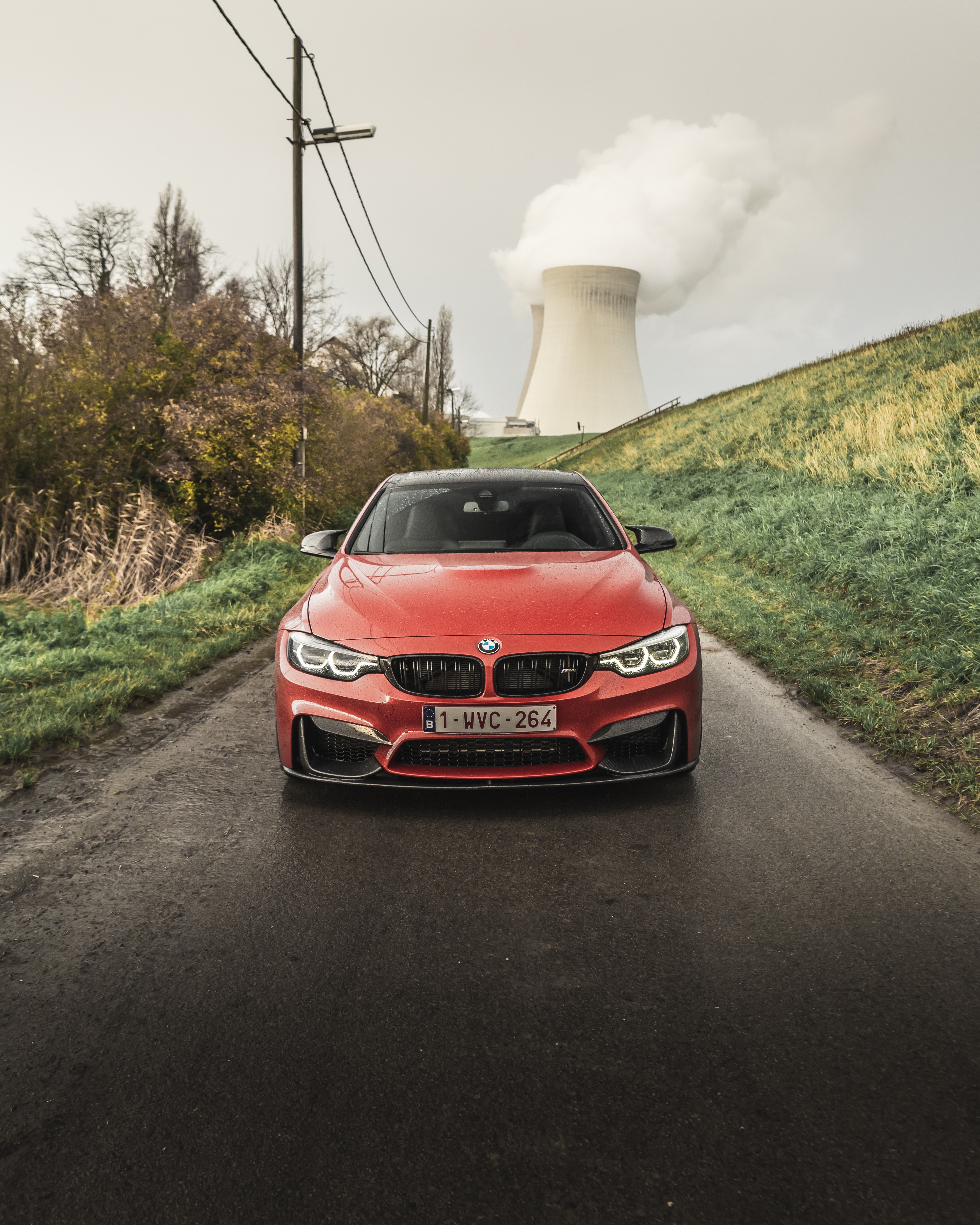 Скачать bmw m4, bmw, автомобиль, красный, вид спереди обои для телефона