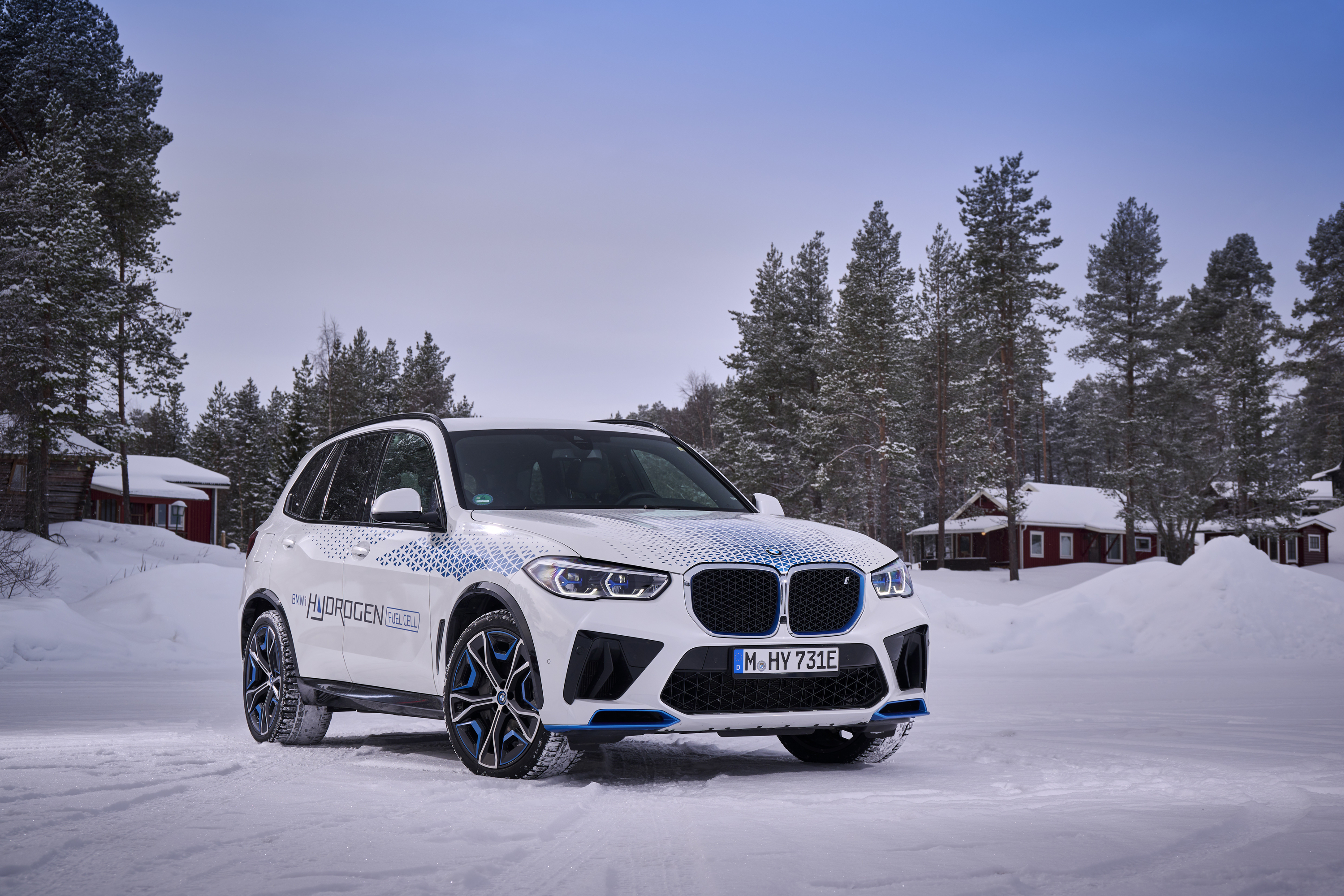 Скачать BMW X5 G05 обои на рабочий стол