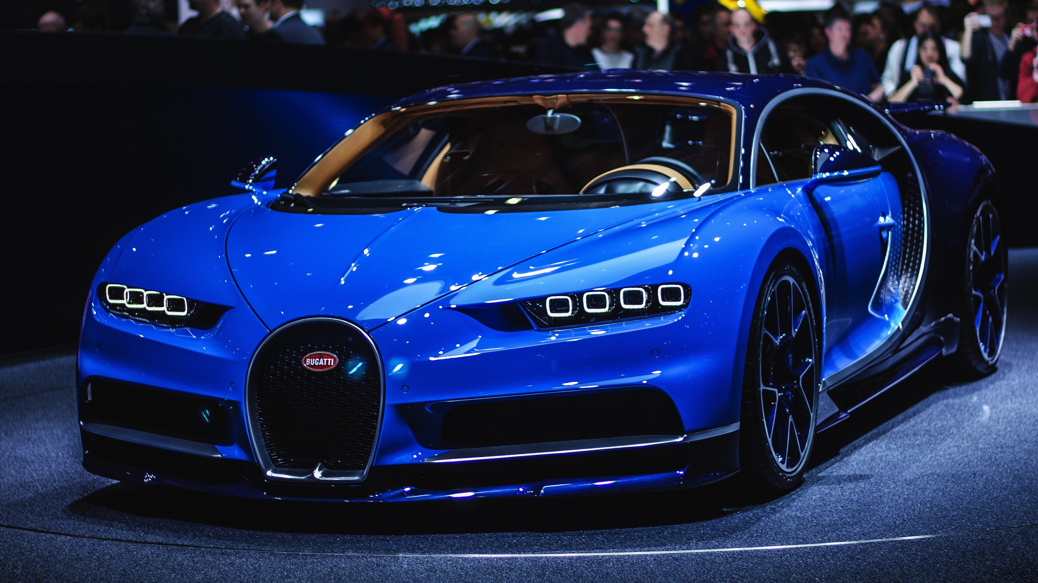 Скачать Bugatti Chiron обои на рабочий стол