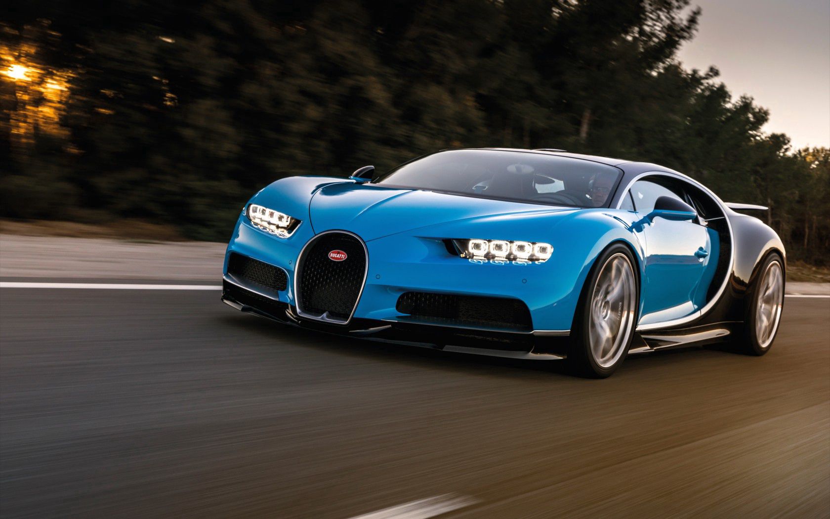 Скачать bugatti, chiron, голубой, вид сбоку обои на рабочий стол