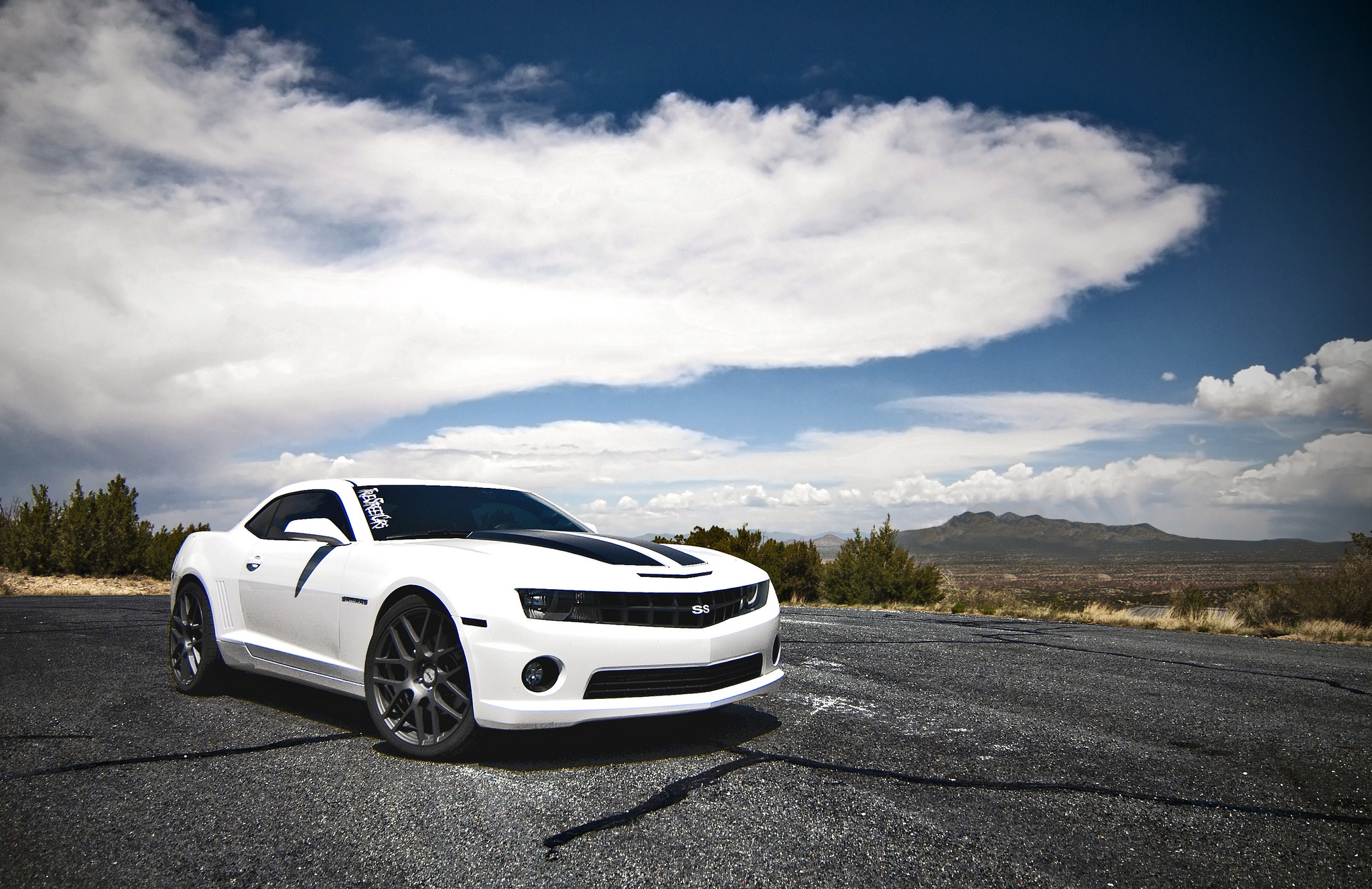 Скачать chevrolet, camaro ss, белый, вид сбоку обои на рабочий стол