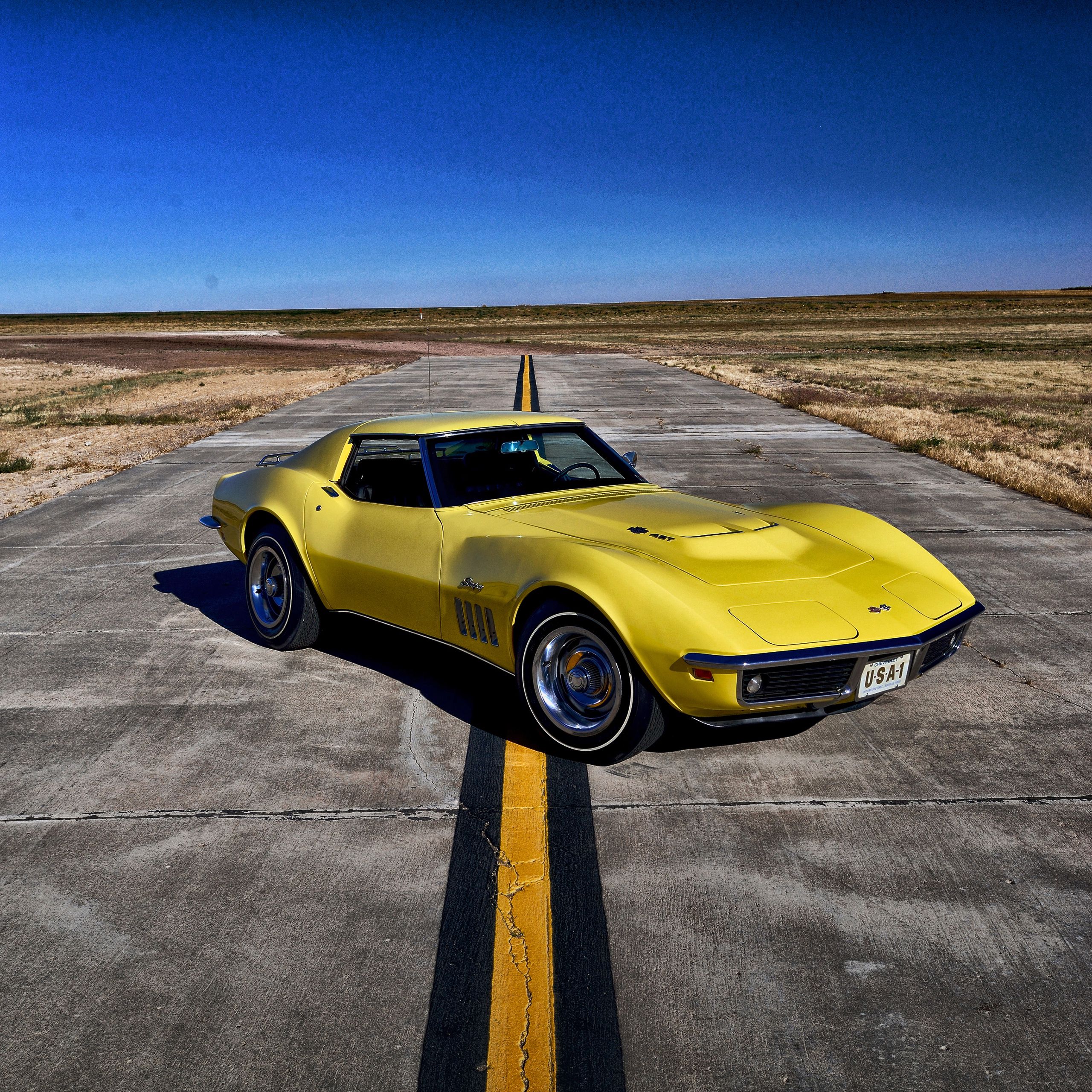 Скачать chevrolet, corvette, 1969, желтый обои на рабочий стол