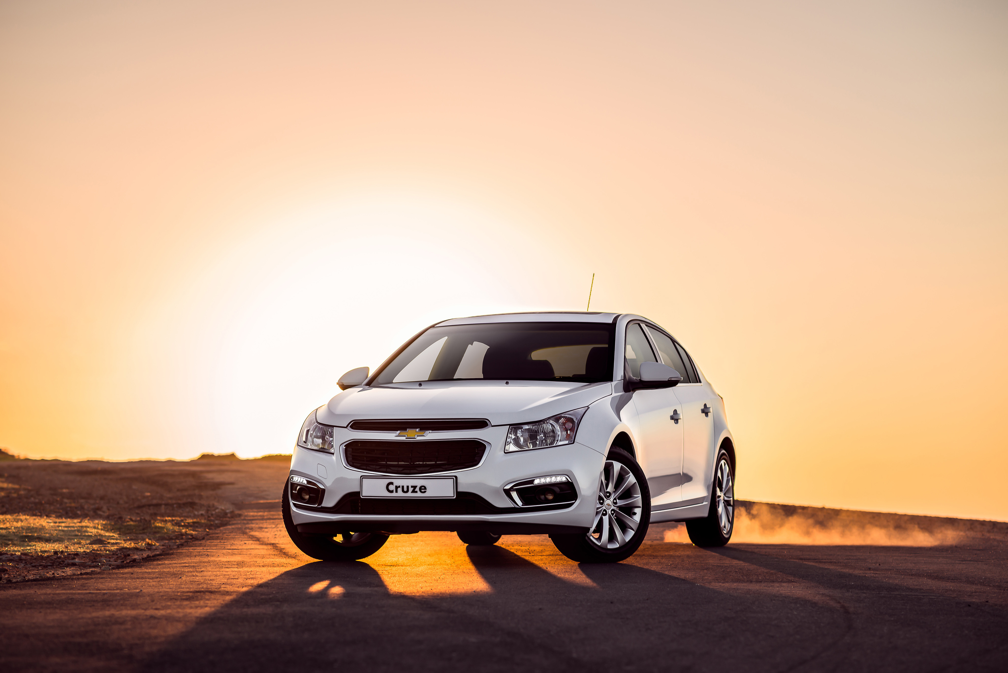 Скачать chevrolet, cruze, hatchback, za-spec, j300 обои на рабочий стол