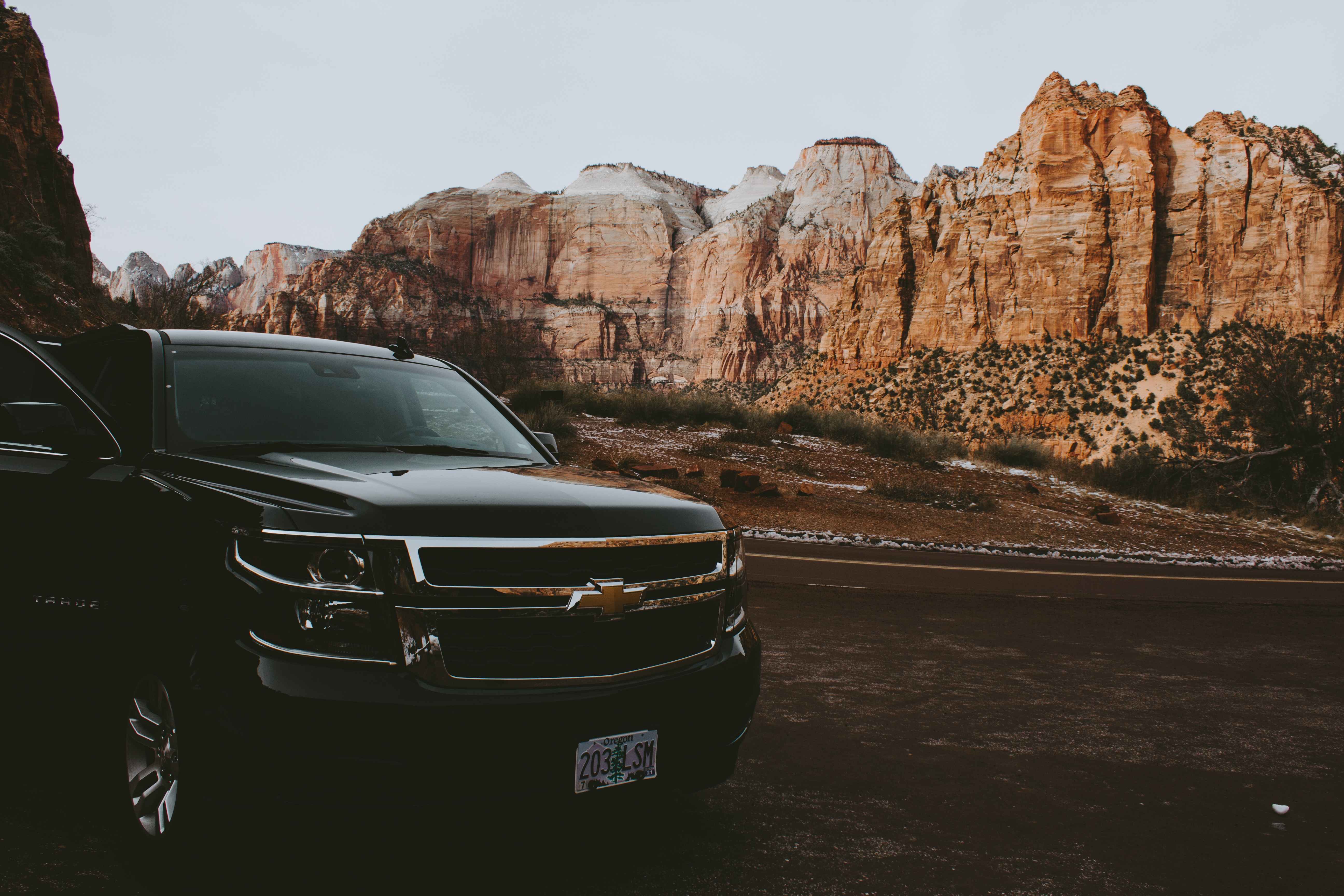 Скачать chevrolet, внедорожник, вид спереди, путешествие обои на рабочий стол