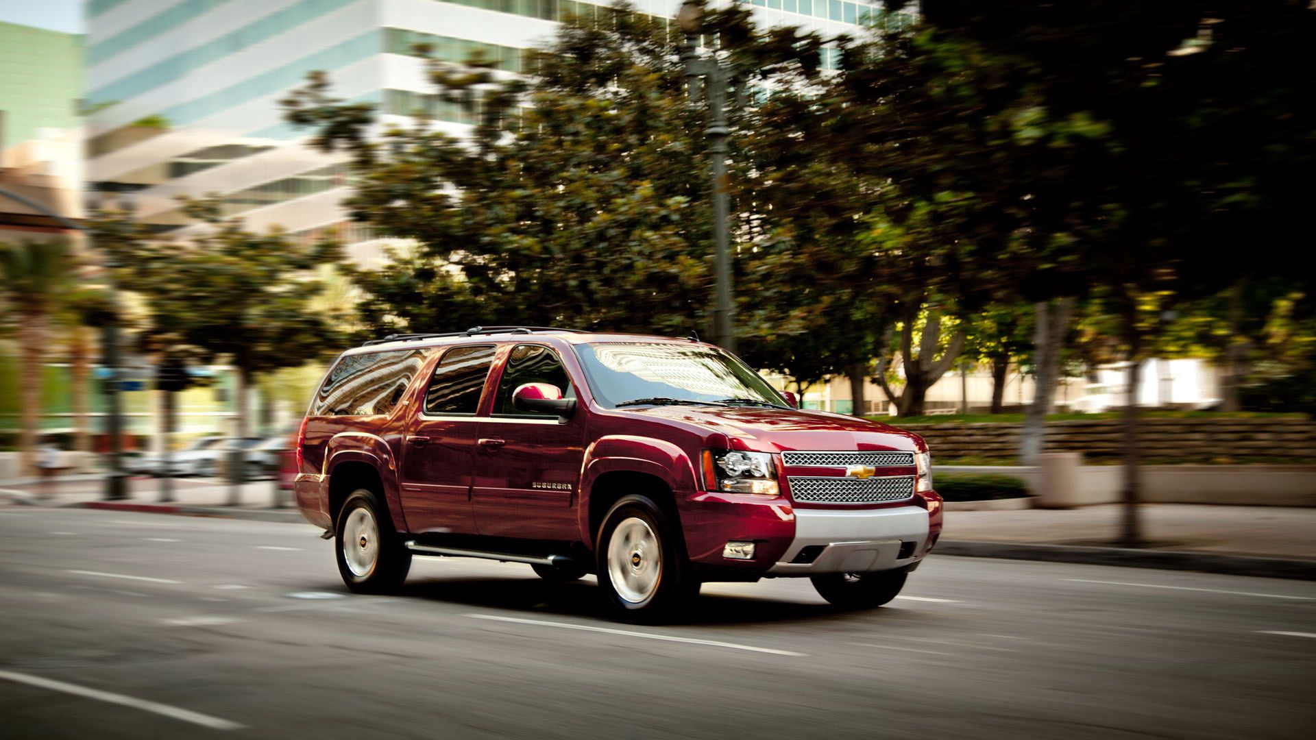 Скачать chevy, suburban, 2013, half ton, exterior обои на рабочий стол