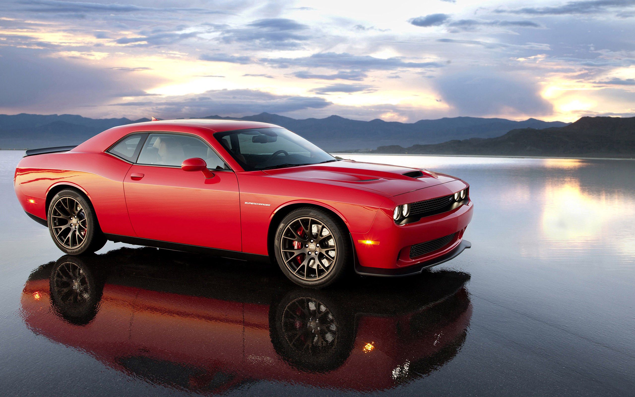 Скачать dodge, challenger, hellcat обои на рабочий стол