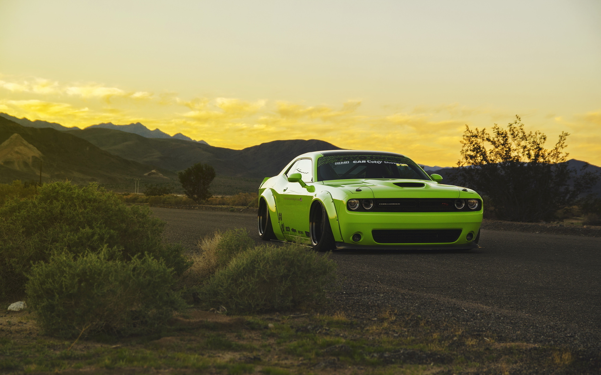 Скачать dodge challenger, muscle car, тюнинг, светло зеленый обои на рабочий стол