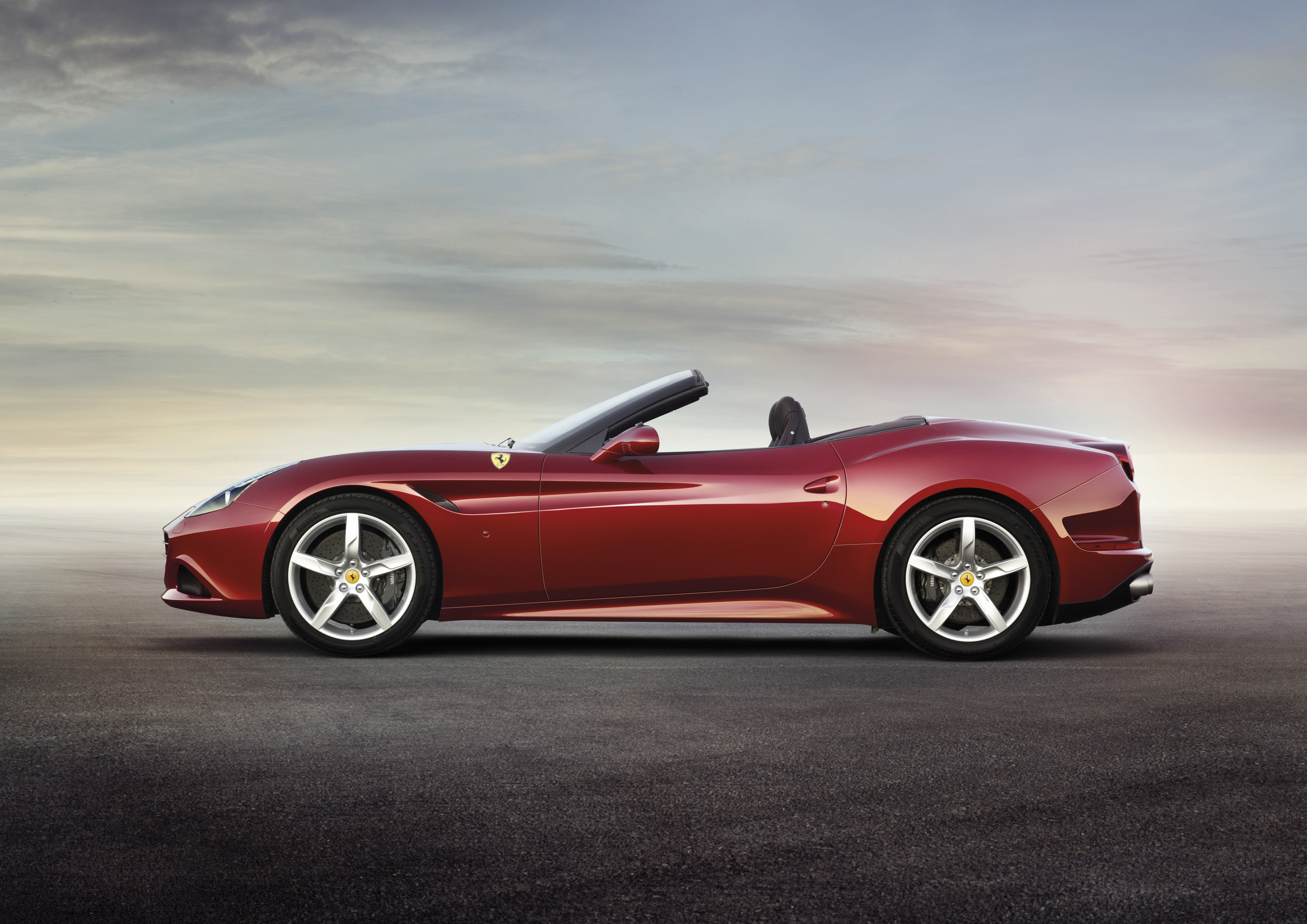 Скачать ferrari, california t, ferrari california t, красный, вид сбоку, кабриолет обои на рабочий стол