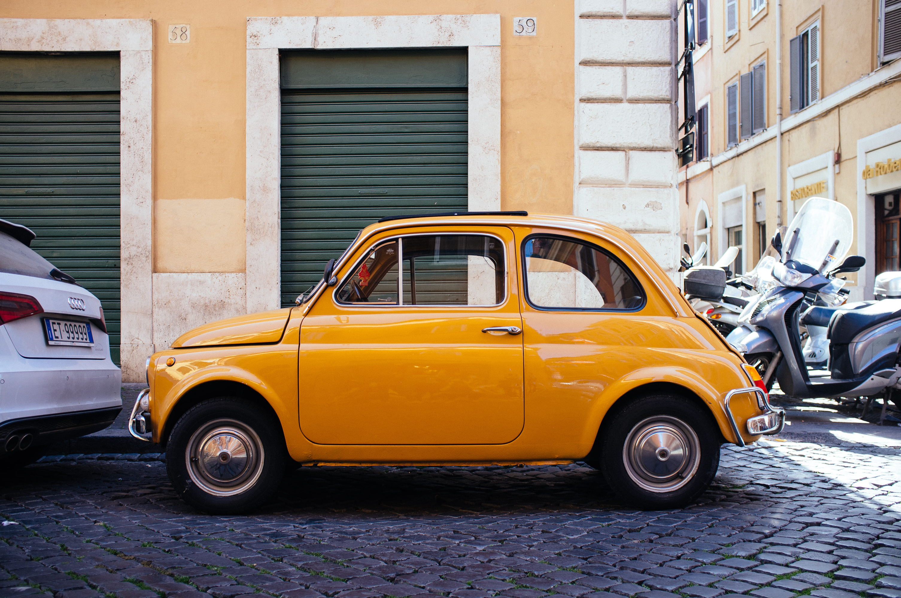 Скачать Fiat 500 обои на рабочий стол