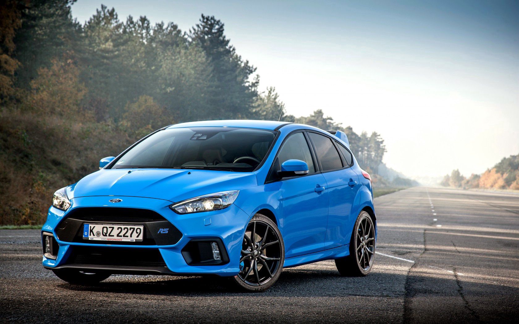 Скачать ford, focus, rs, синий, вид сбоку обои на рабочий стол