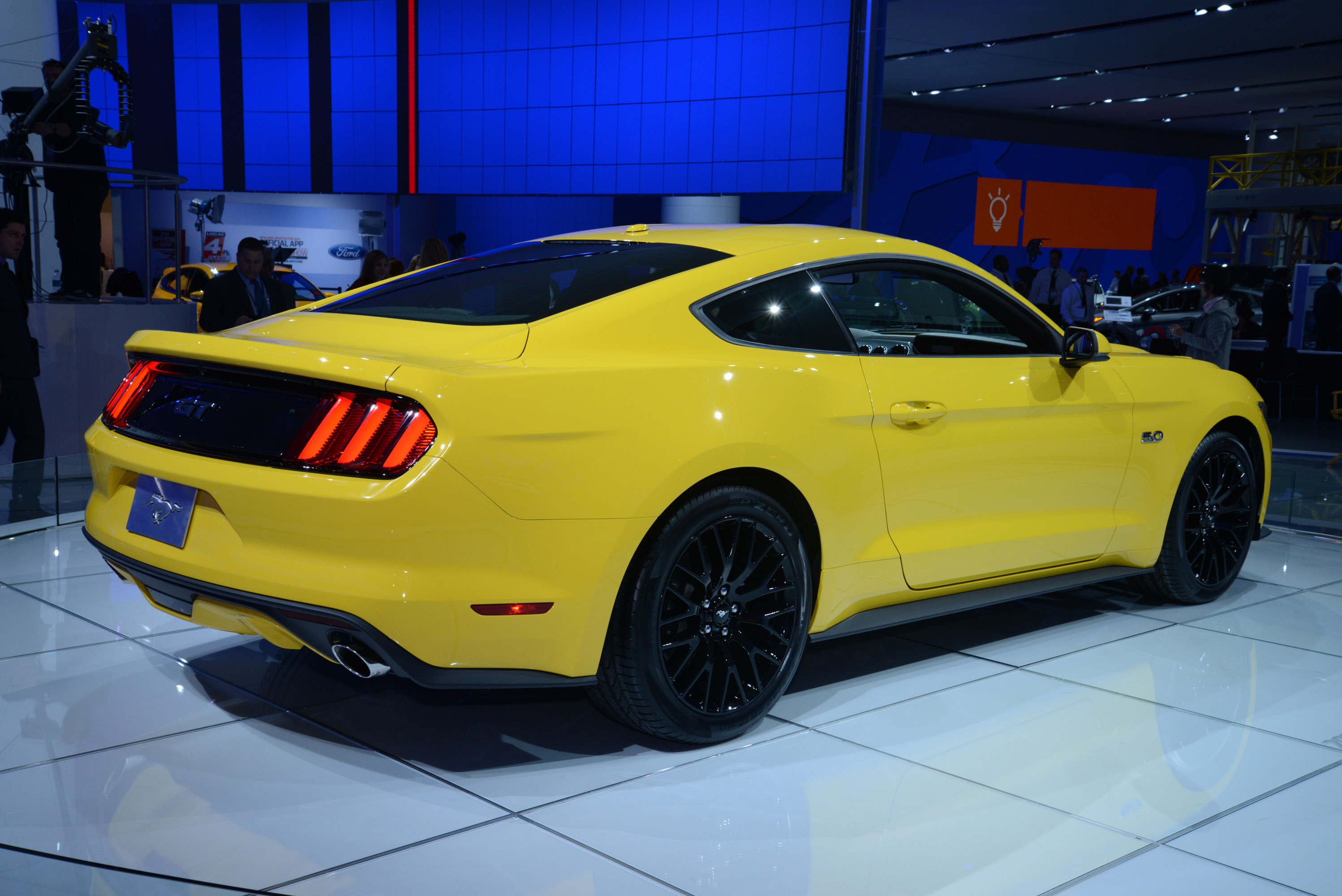 Скачать ford, mustang, gt, detroit, 2014 обои на рабочий стол