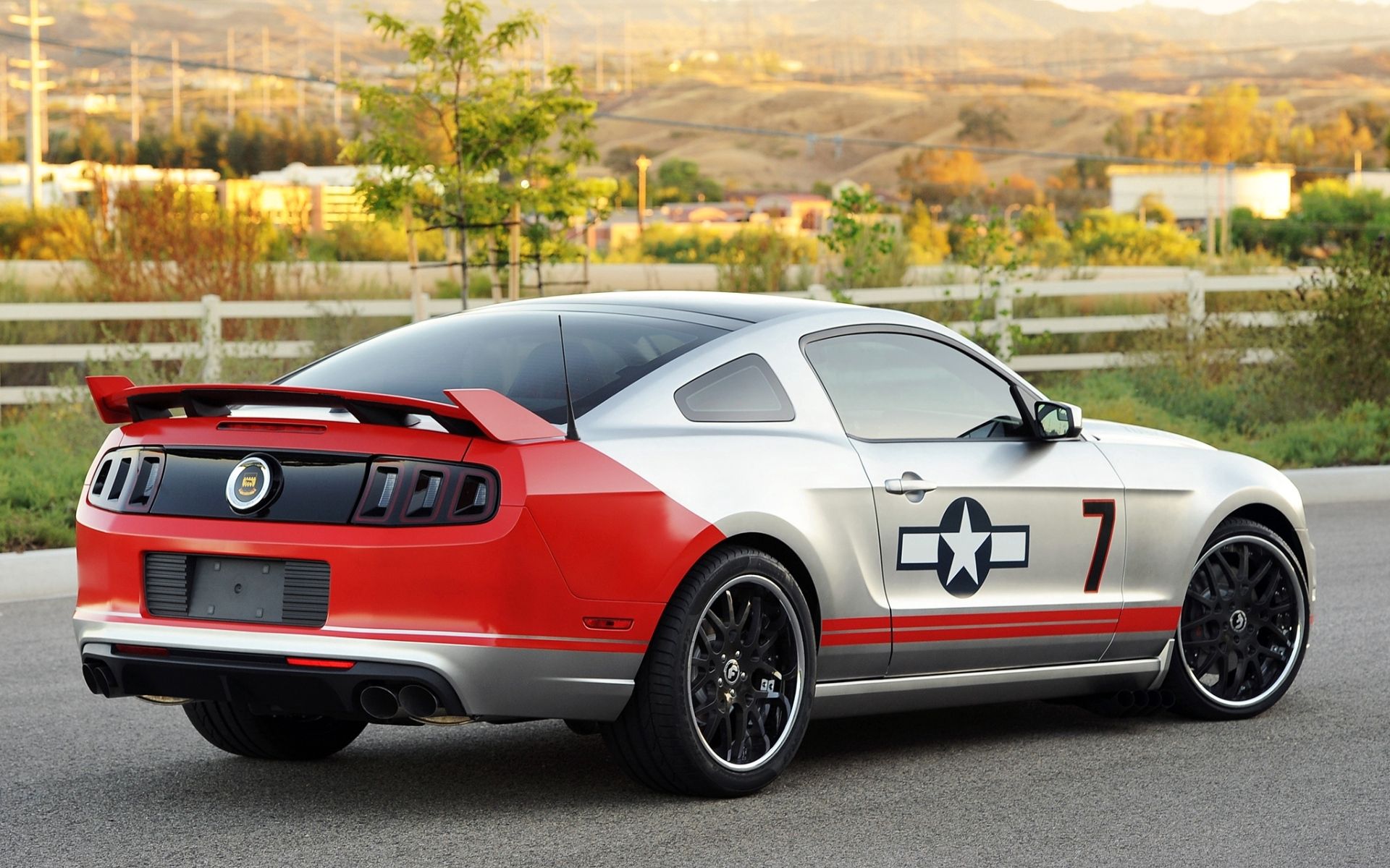 Скачать ford, mustang, gt, red tails, форд, мустанг, гт, купе, вид сзади, тюнинг, tuning, серый, muscle car, мускул кар, фон обои на рабочий стол