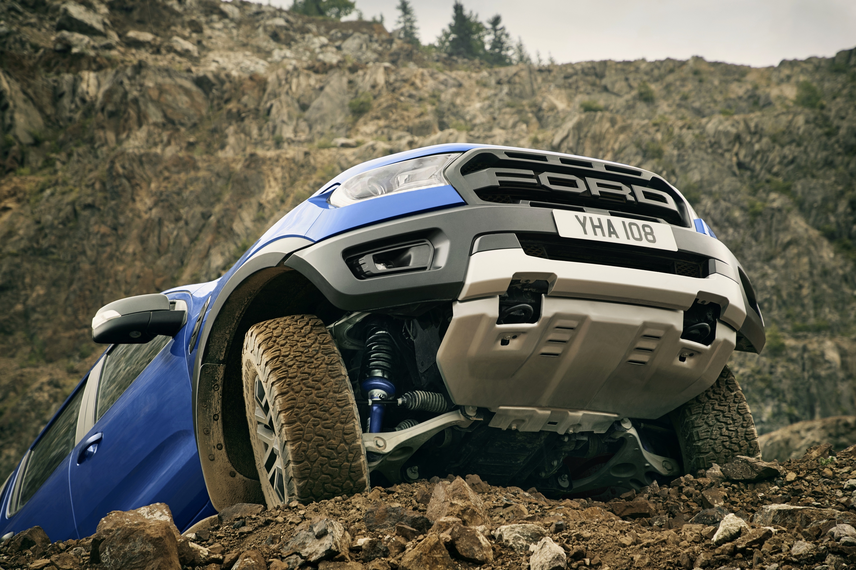 Скачать Ford Raptor 2018 обои на рабочий стол