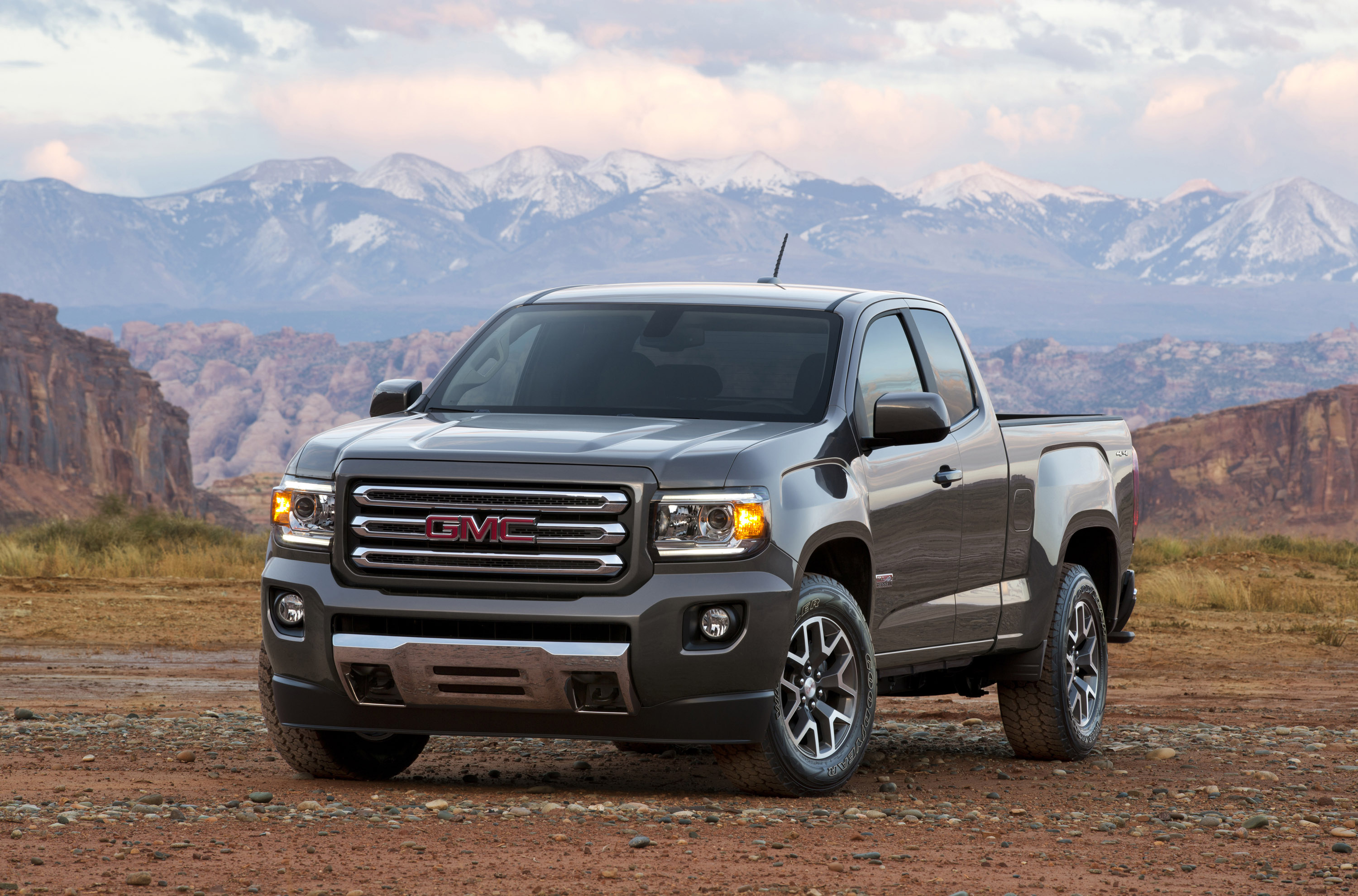 Скачать gmc, canyon, 2015, пикап, горы обои на рабочий стол