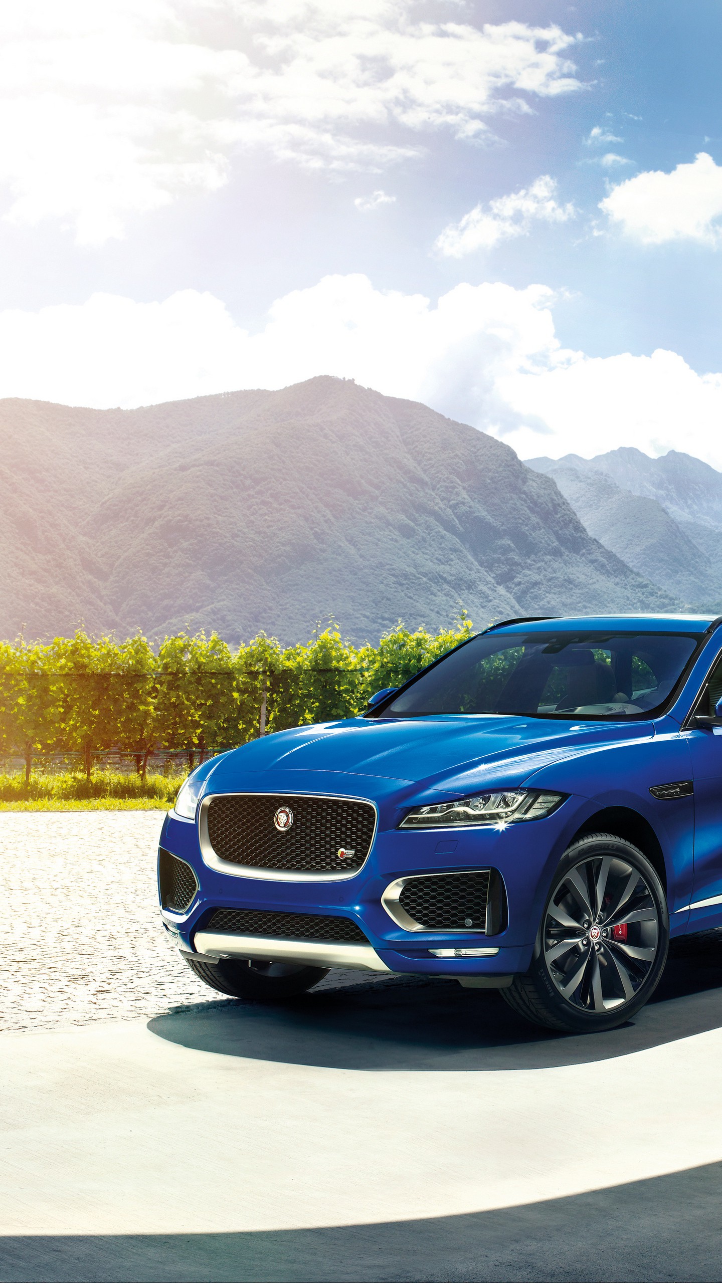 Скачать jaguar f-pace, jaguar, кроссовер, синий, динамичный, мощный, авто обои для телефона