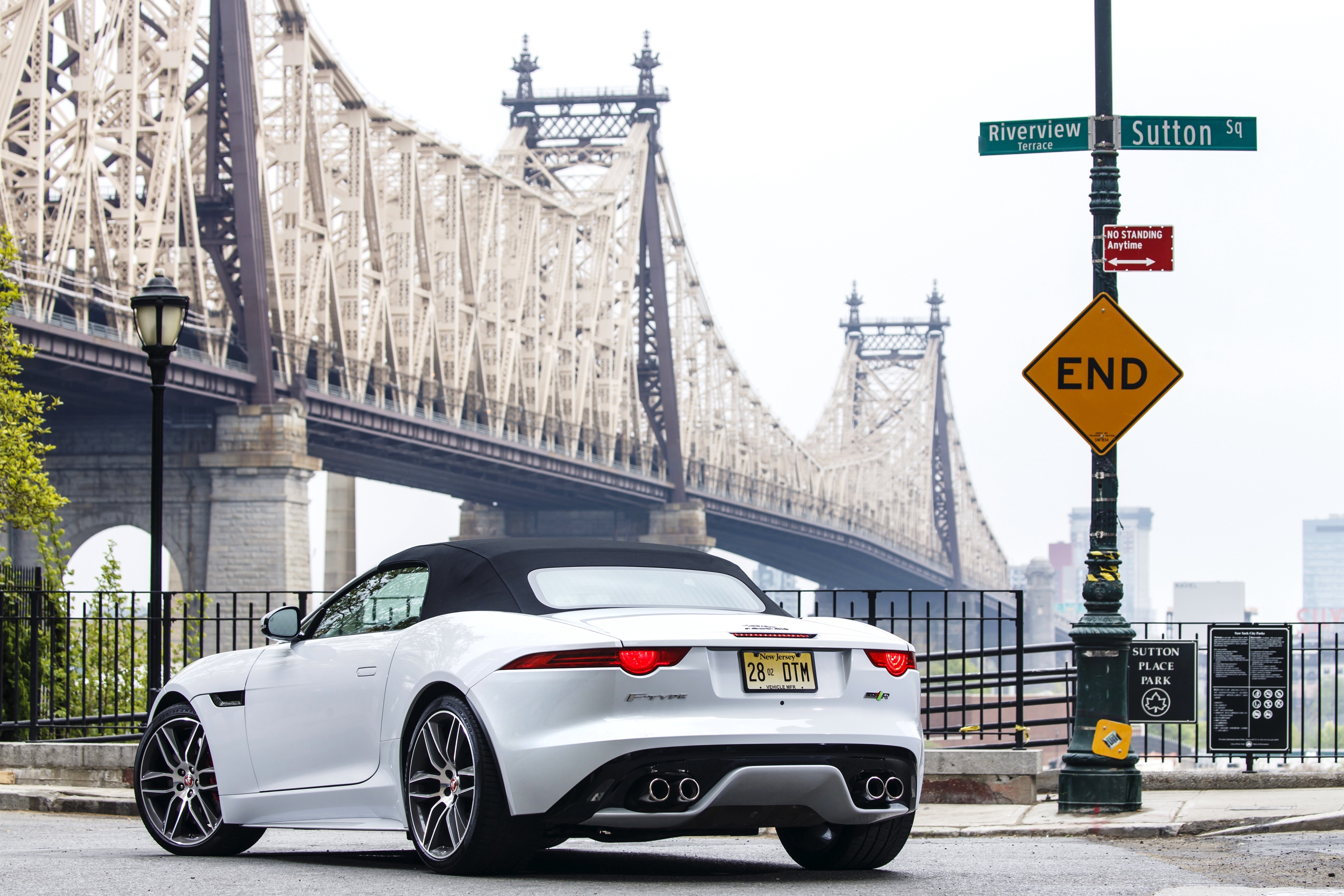 Скачать jaguar, f-type r, awd, us-spec, белый обои на рабочий стол