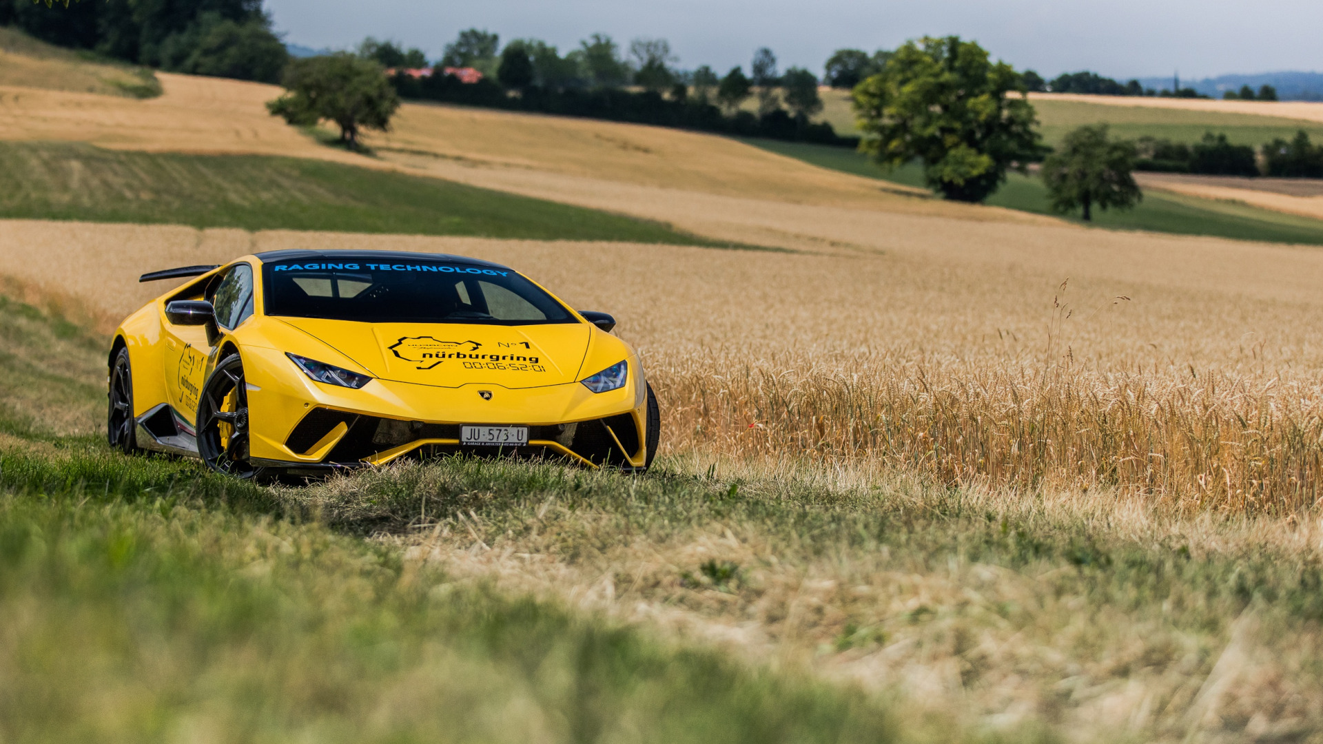 Скачать Lamborghini Huracan обои на рабочий стол