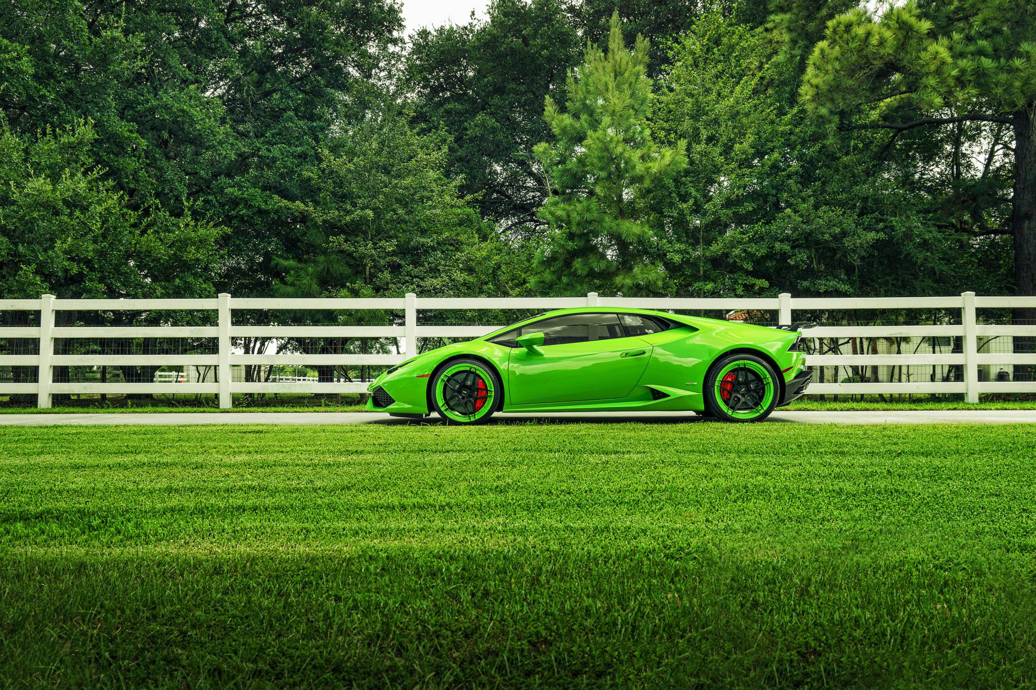 Скачать lamborghini, huracan, lp610-4, зеленый, вид сбоку обои на рабочий стол