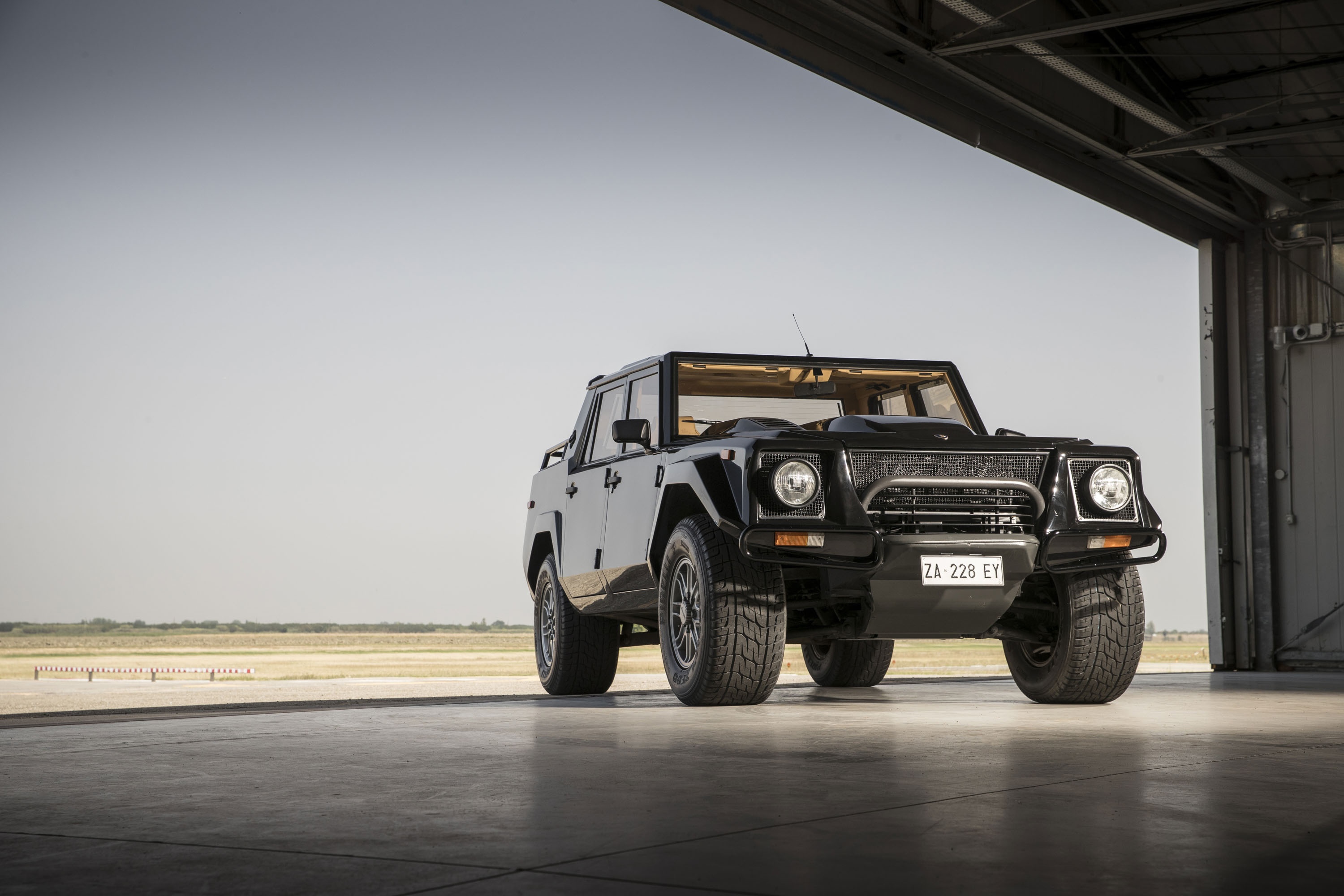 Скачать lamborghini lm 300 обои на рабочий стол