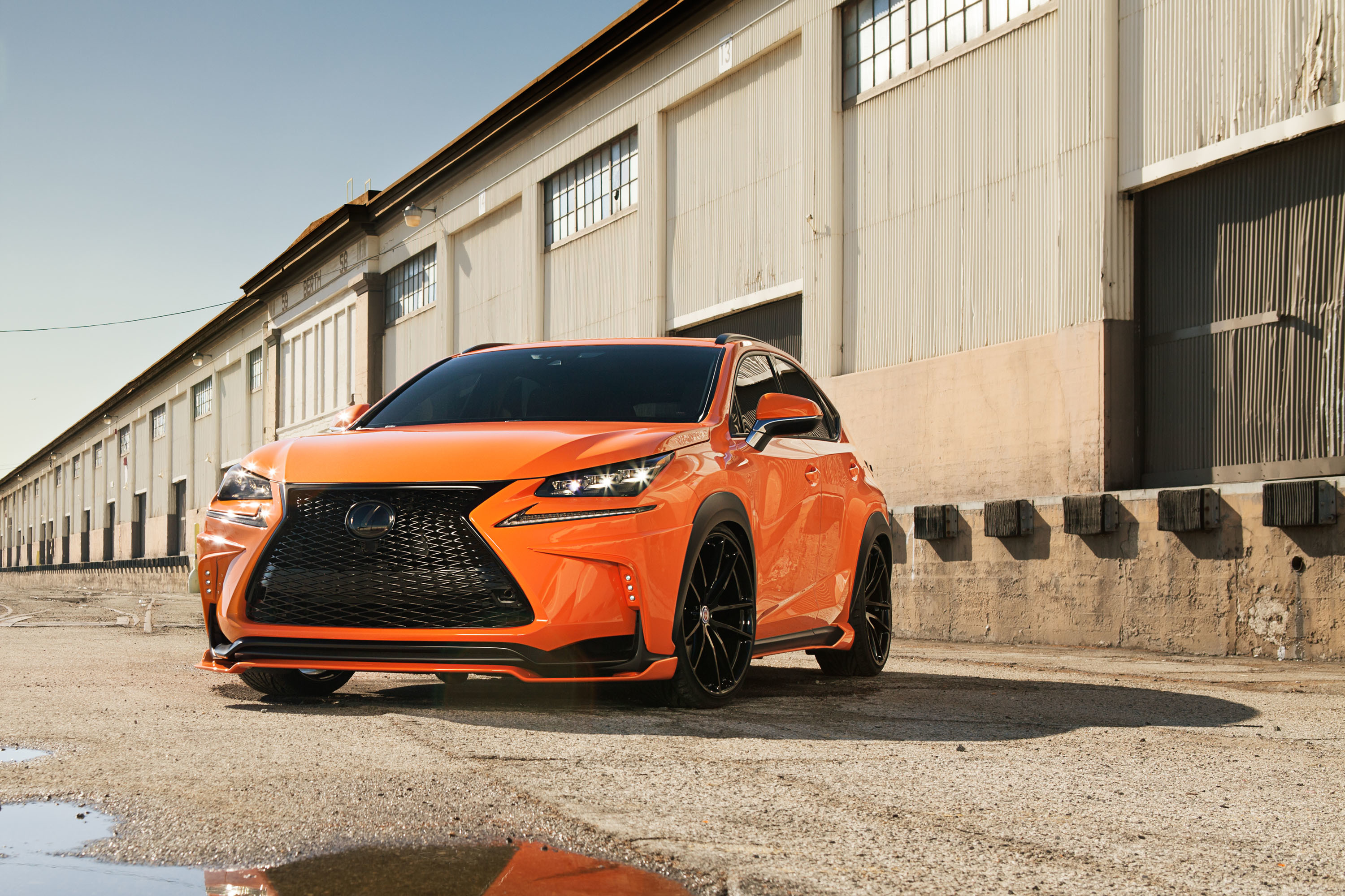 Скачать Lexus F-Sport 200t обои на рабочий стол