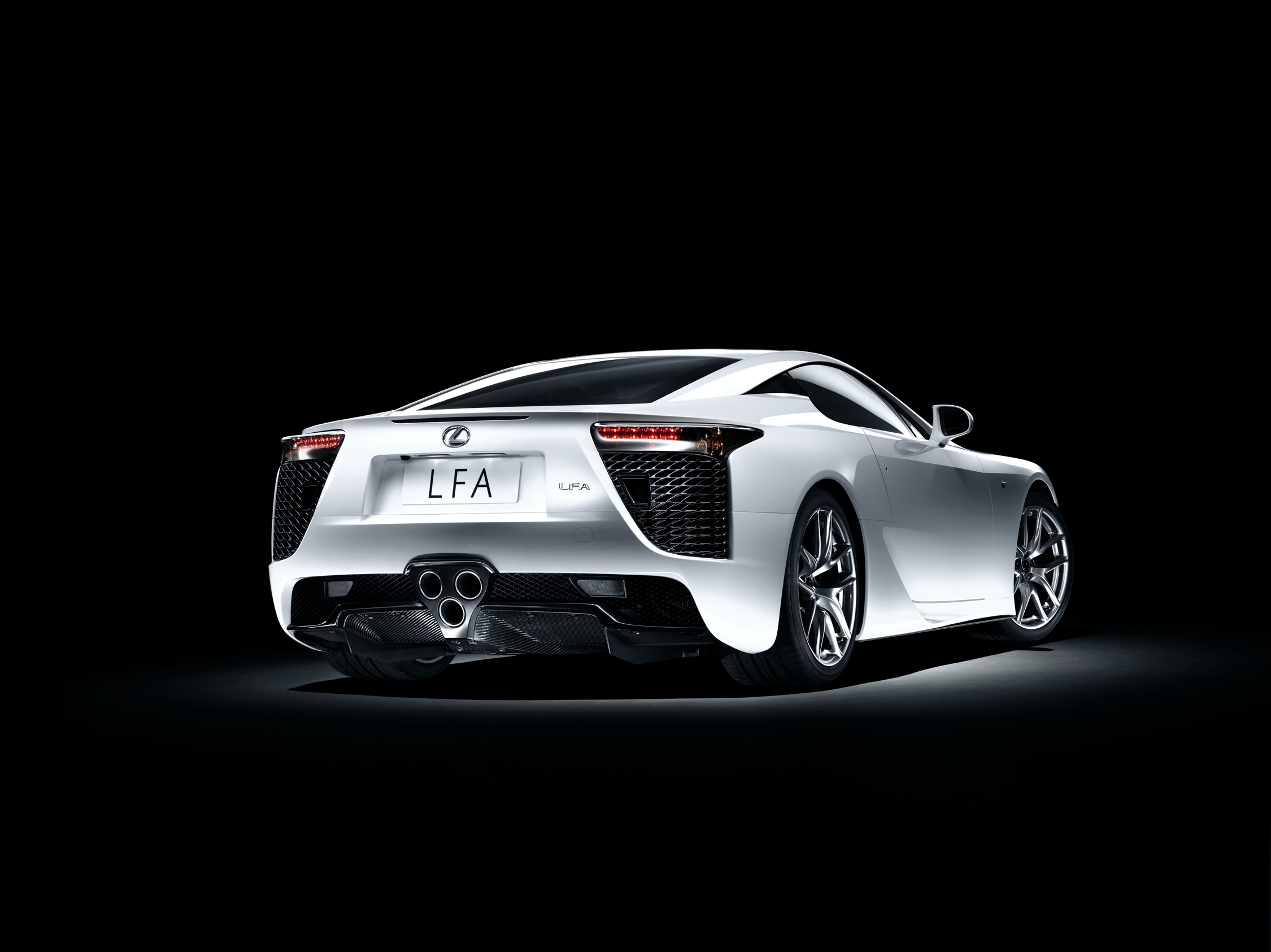 Скачать lexus, lfa, белый, вид сбоку обои на рабочий стол