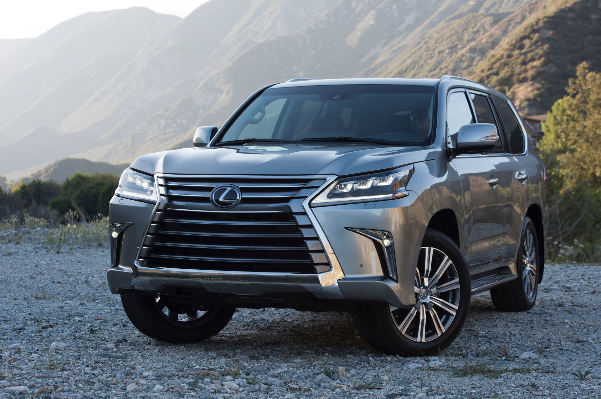 Скачать lexus lx 570 fl, внедорожник, вид спереди обои на рабочий стол