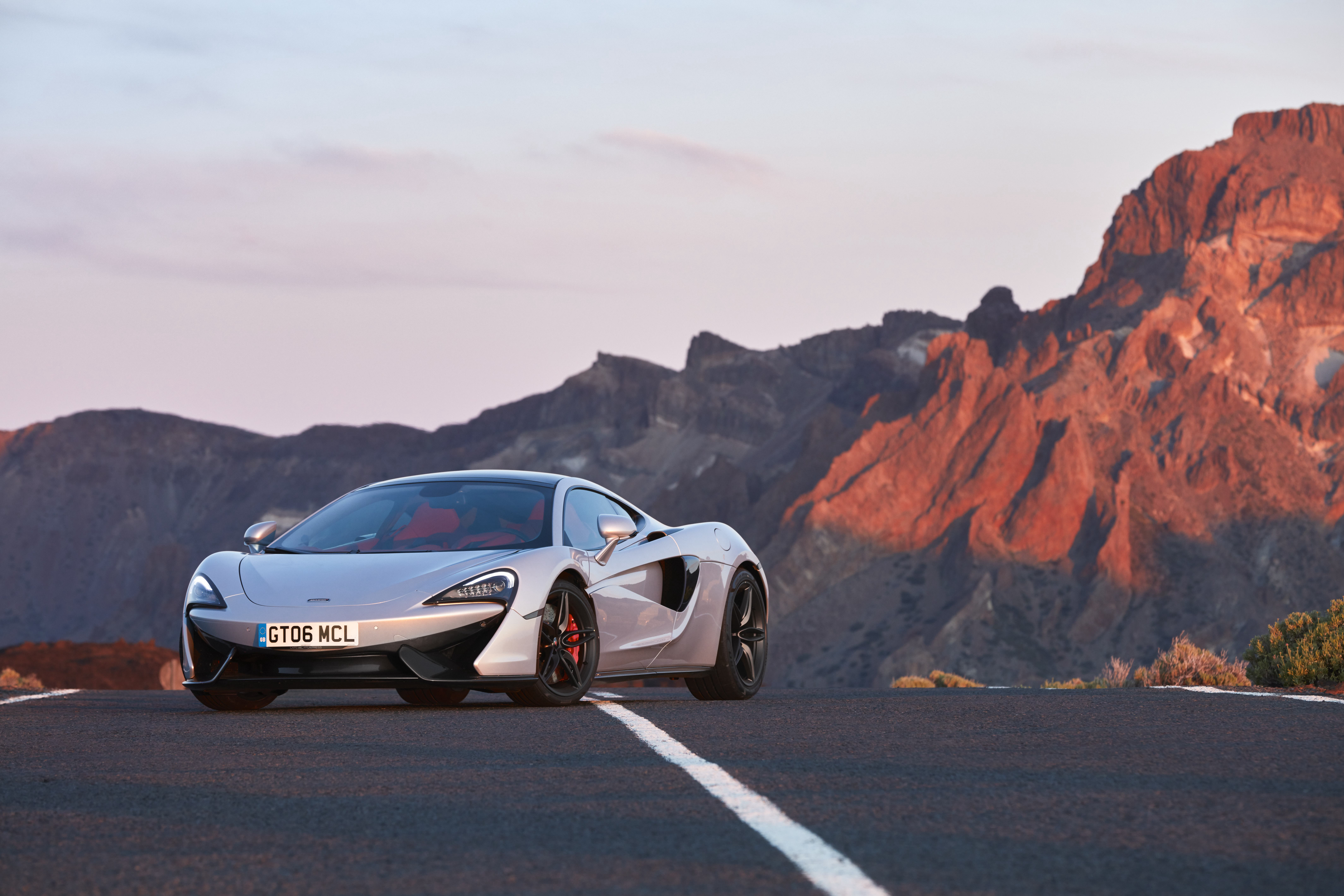 Скачать mclaren, 570gt, вид сбоку, серый обои на рабочий стол