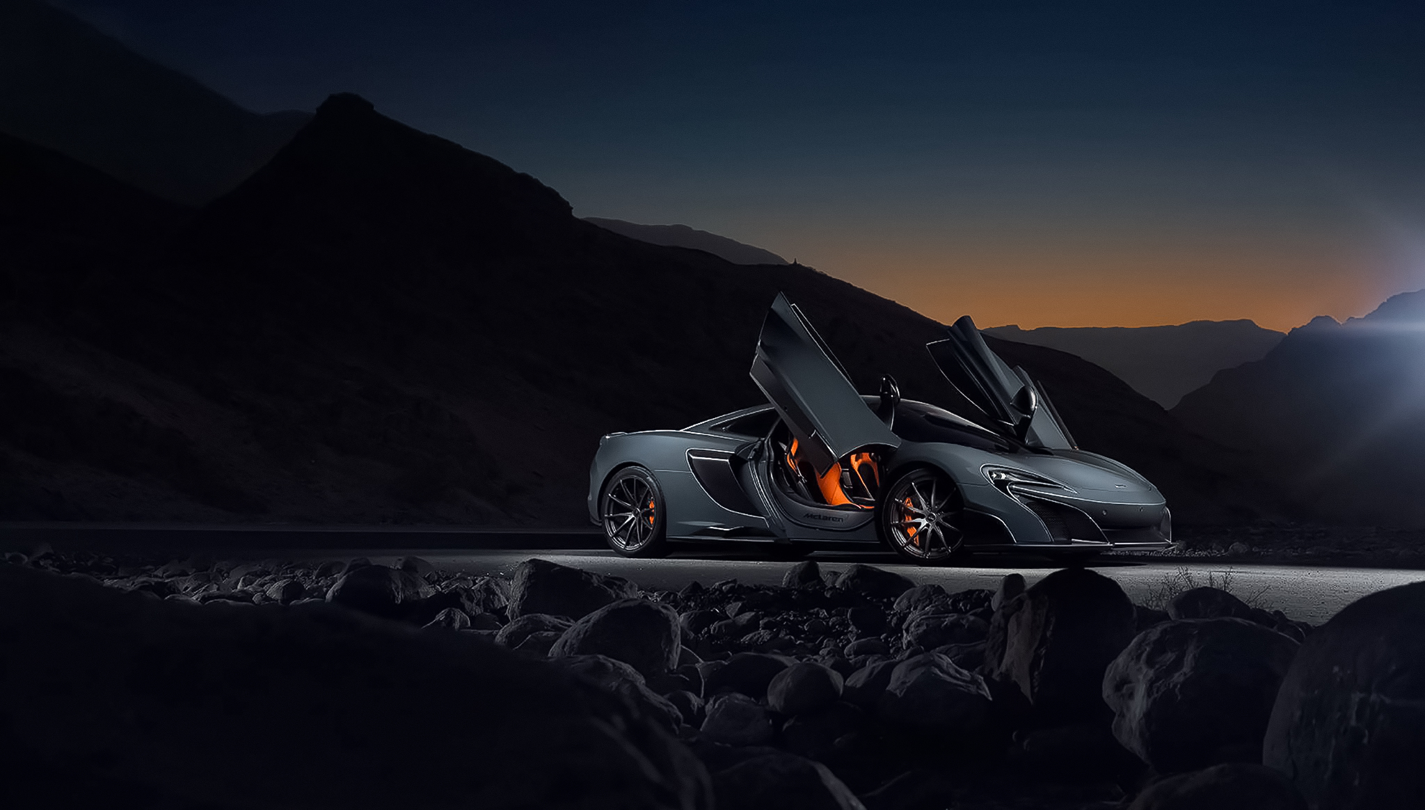 Скачать mclaren, 675lt, вид сбоку, ночь обои на рабочий стол