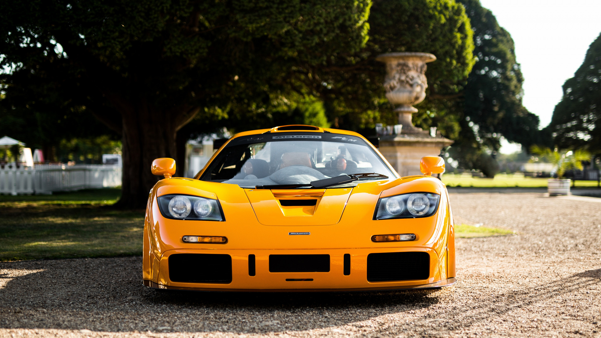 Скачать McLaren F1 LM обои на рабочий стол