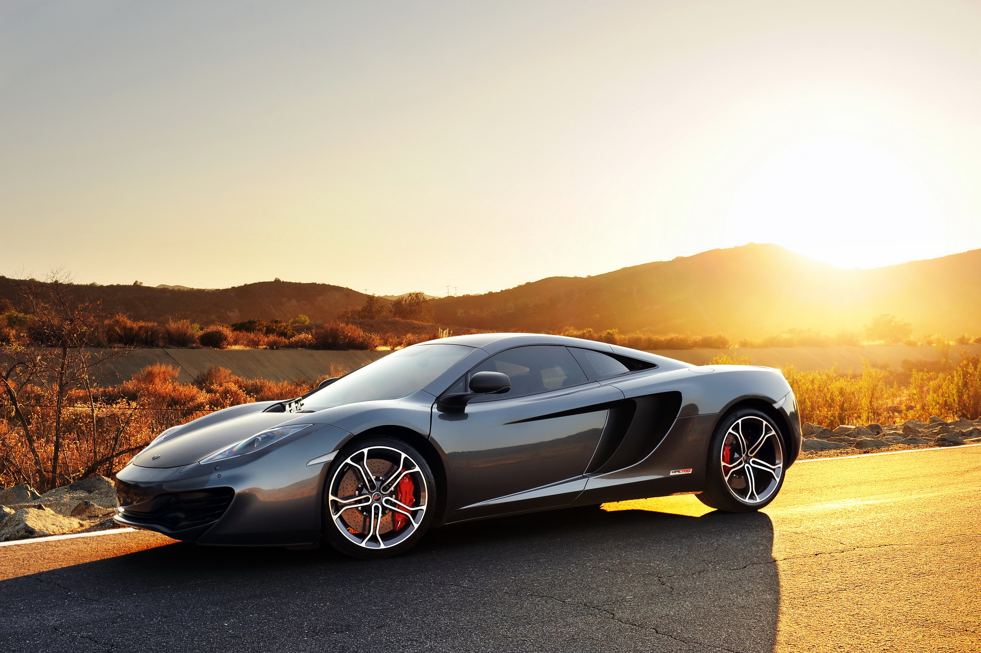 Скачать mclaren, mp4-12c, sport, car, суперкар, спорт, кар, макларен, серый, закат обои на рабочий стол