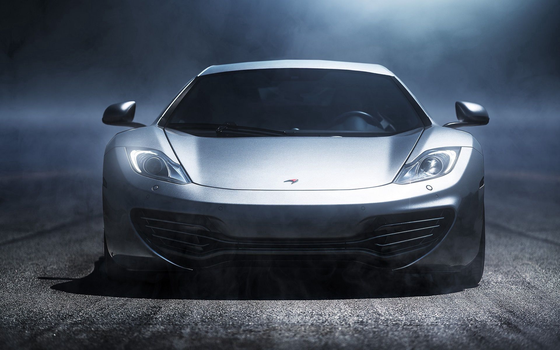 Скачать mclaren, mp4-12c, supercar, вид спереди, передний бампер обои на рабочий стол