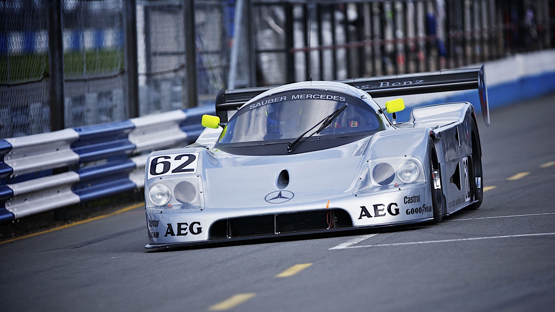 Скачать Mercedes Benz Sauber C9 Обои обои на рабочий стол