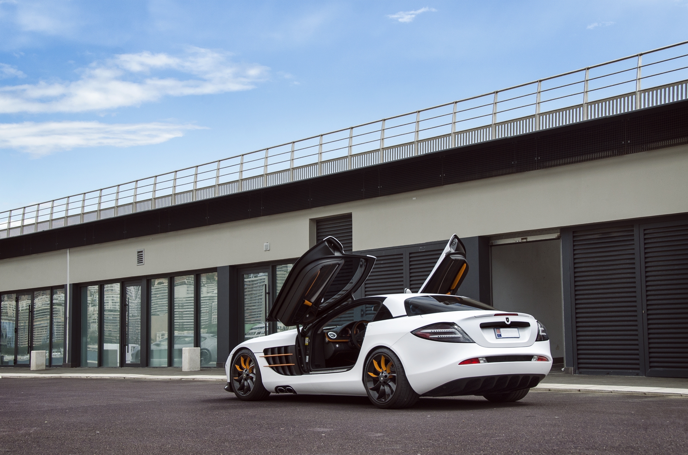 Скачать mercedes-benz, slr mclaren, gemballa gt, белый, вид сбоку обои на рабочий стол