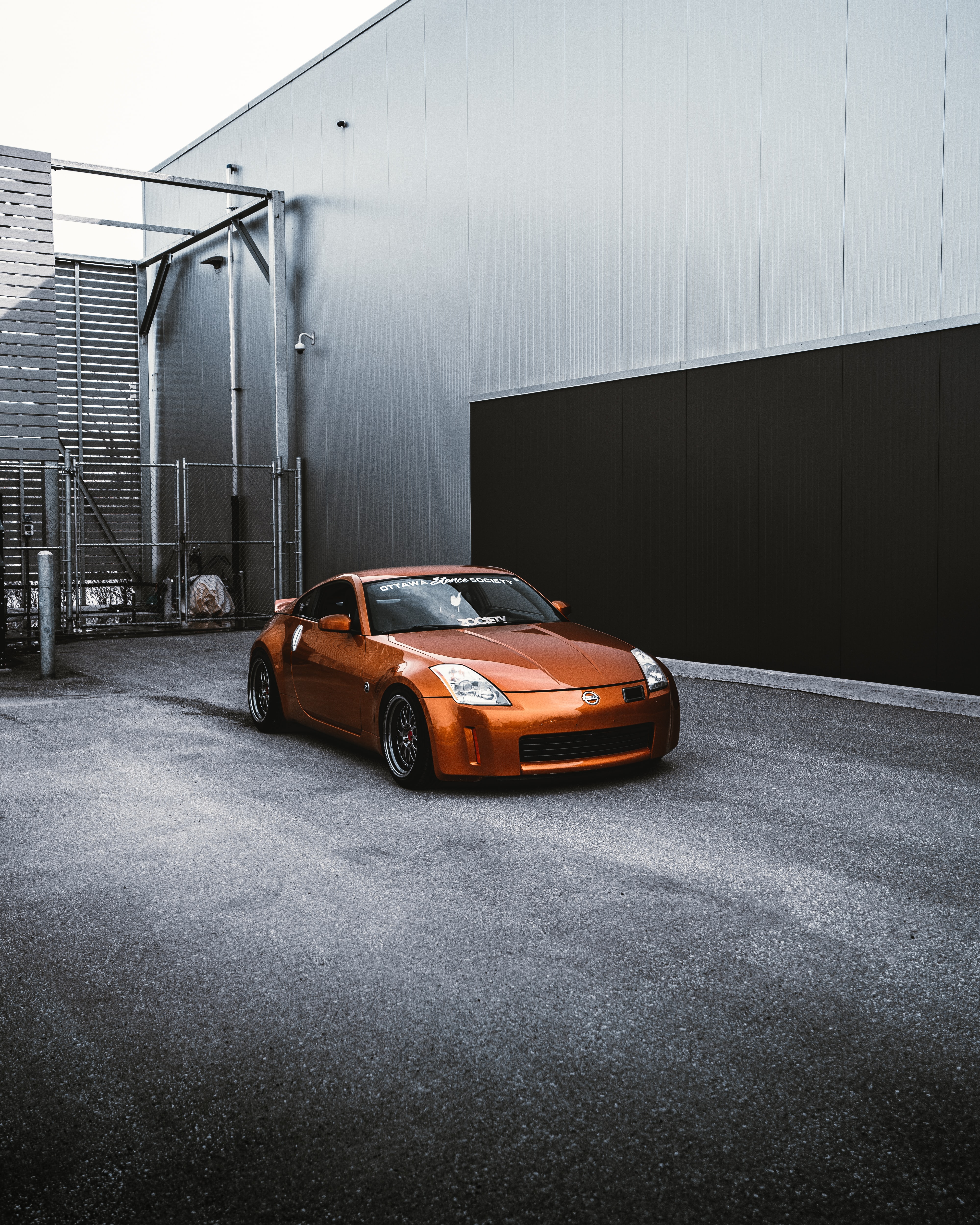 Скачать nissan 350z, nissan, спорткар, автомобиль, фары обои для телефона