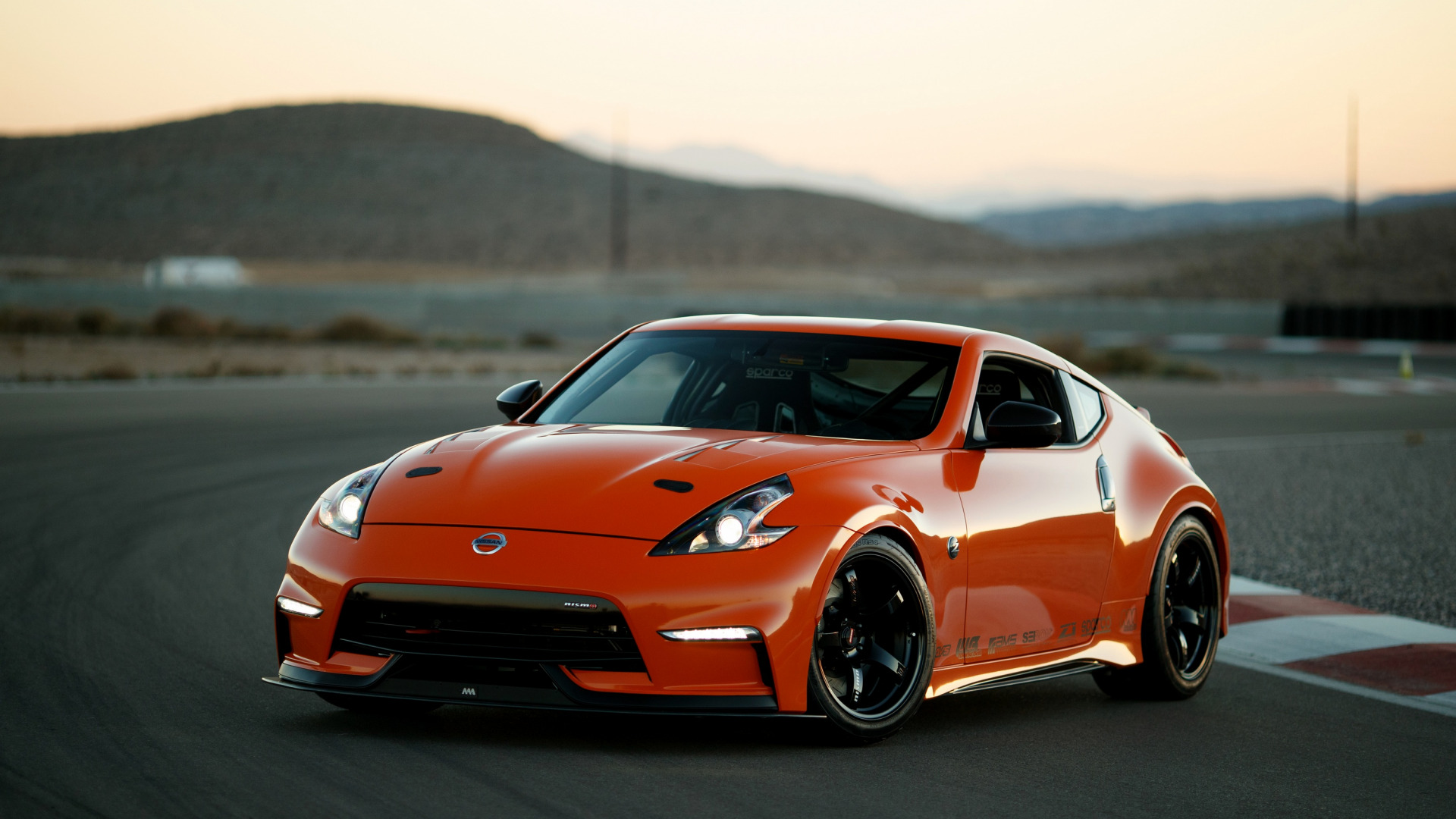 Скачать Nissan 370Z обои на рабочий стол