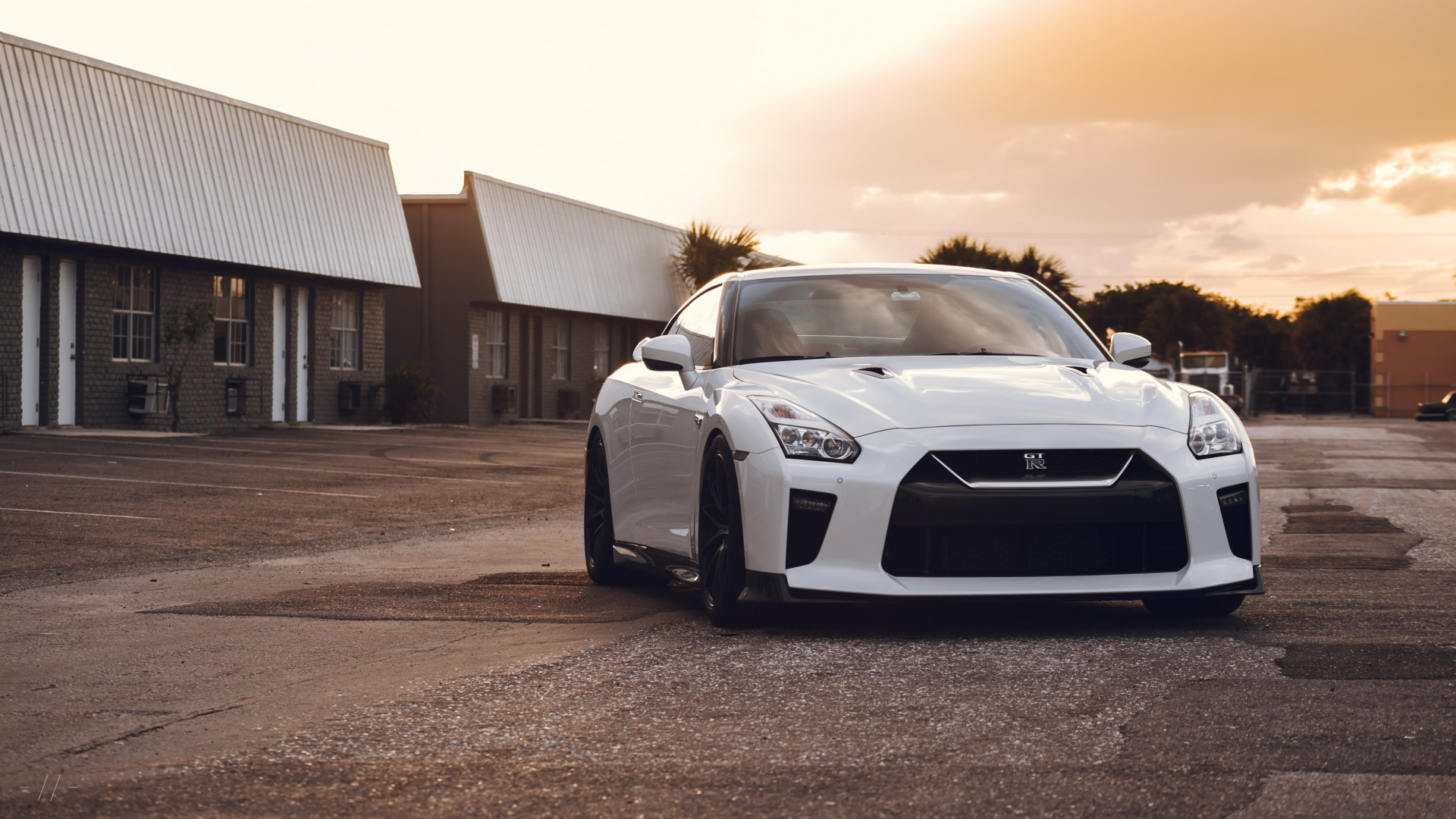 Скачать Nissan GT-R R35 обои на рабочий стол