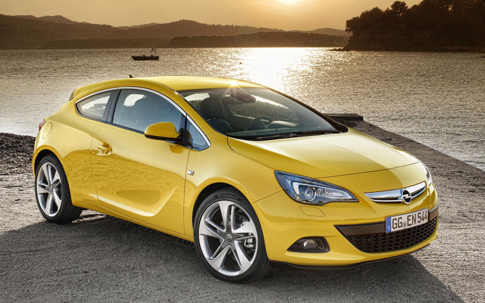 Скачать opel, astra, gtc, желтый, вид сбоку обои на рабочий стол