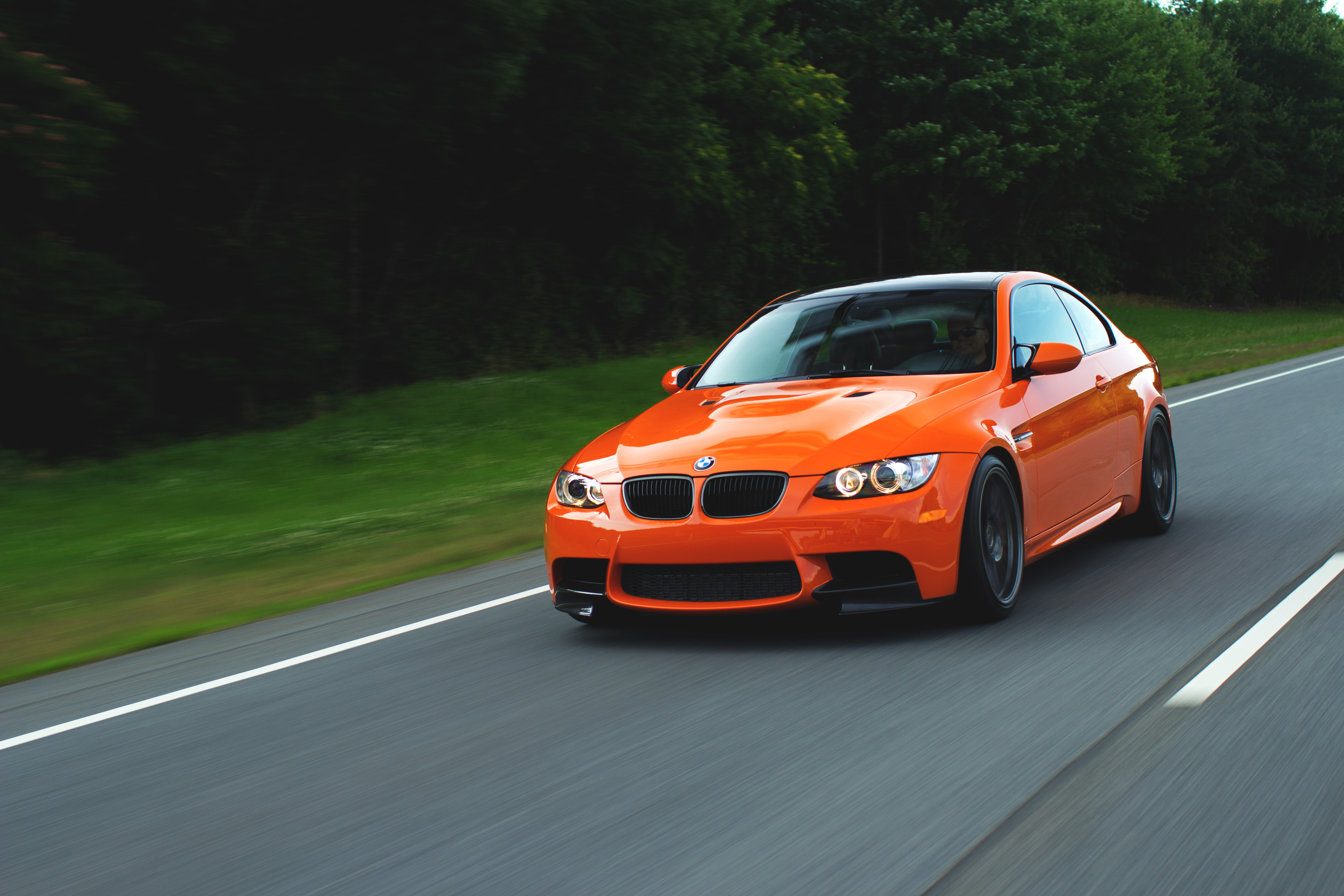 Скачать orange, бмв, e92, speed, bmw, оранжевый, m3 обои на рабочий стол