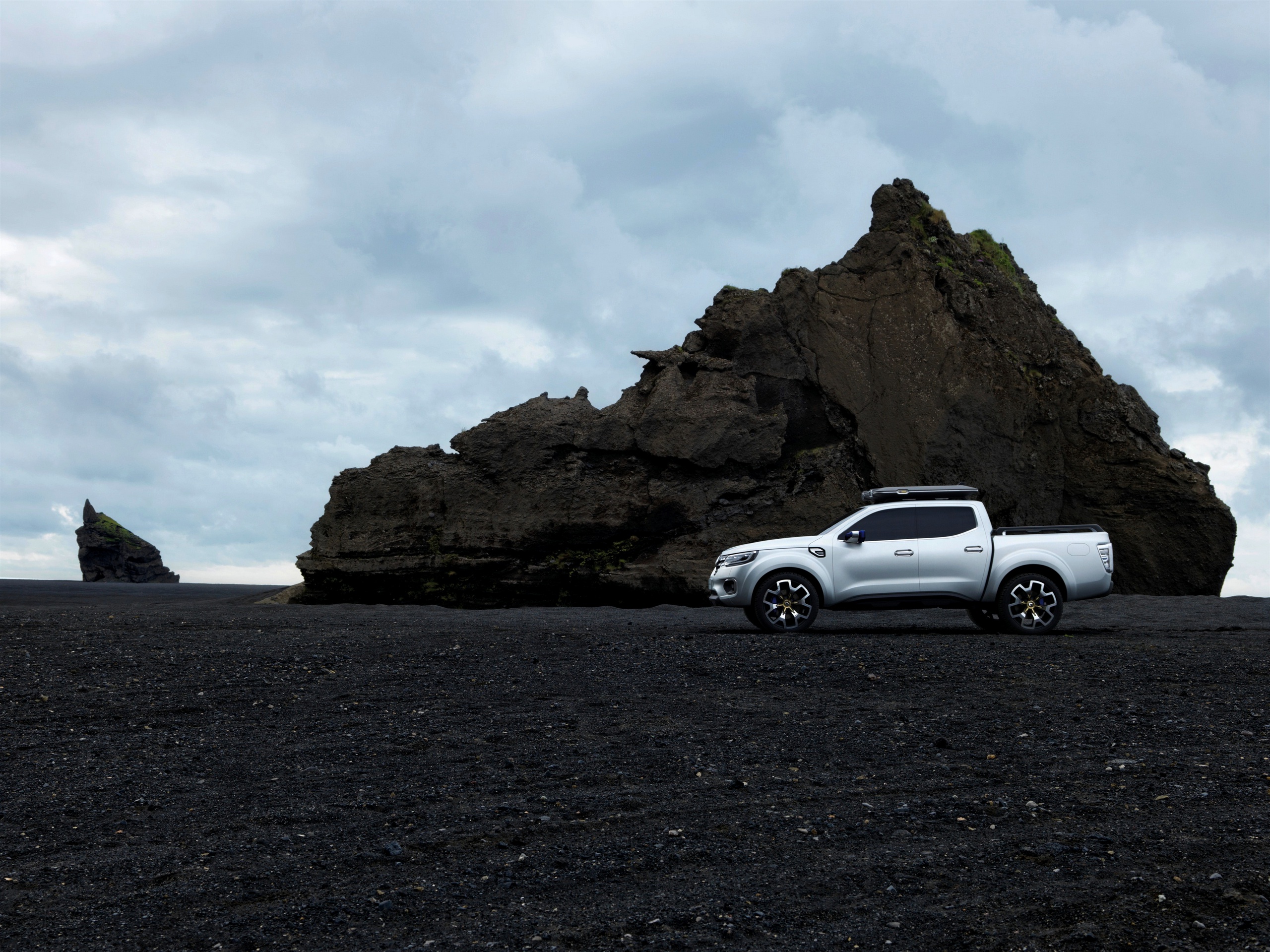 Скачать Renault Alaskan обои на рабочий стол