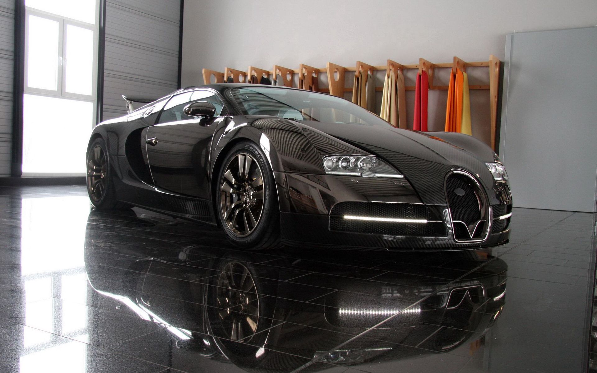 Скачать veyron, шикарное авто, черный, тюнинг, bugatti обои на рабочий стол