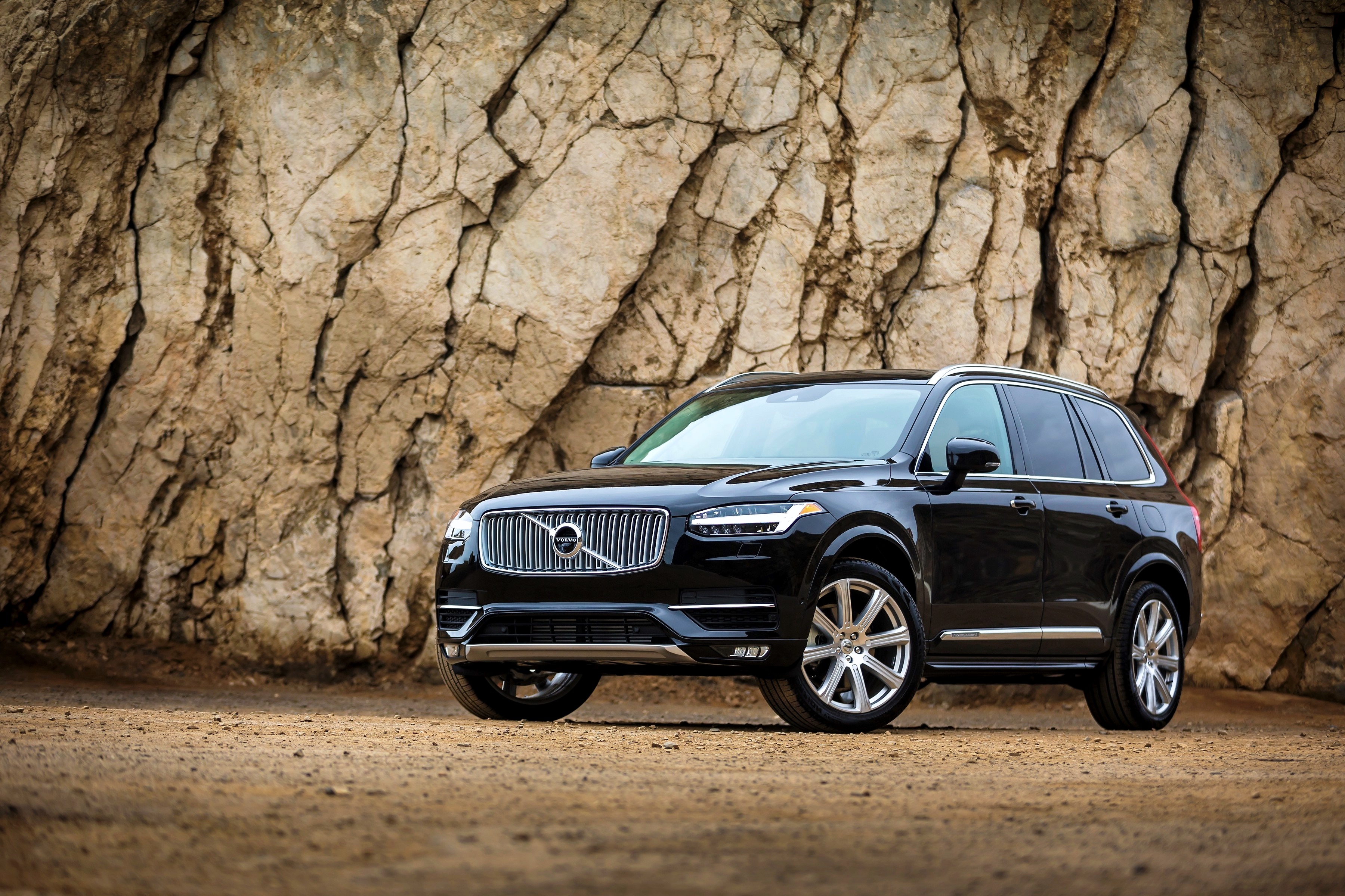 Скачать volvo, xc90, awd, черный, вид сбоку обои на рабочий стол