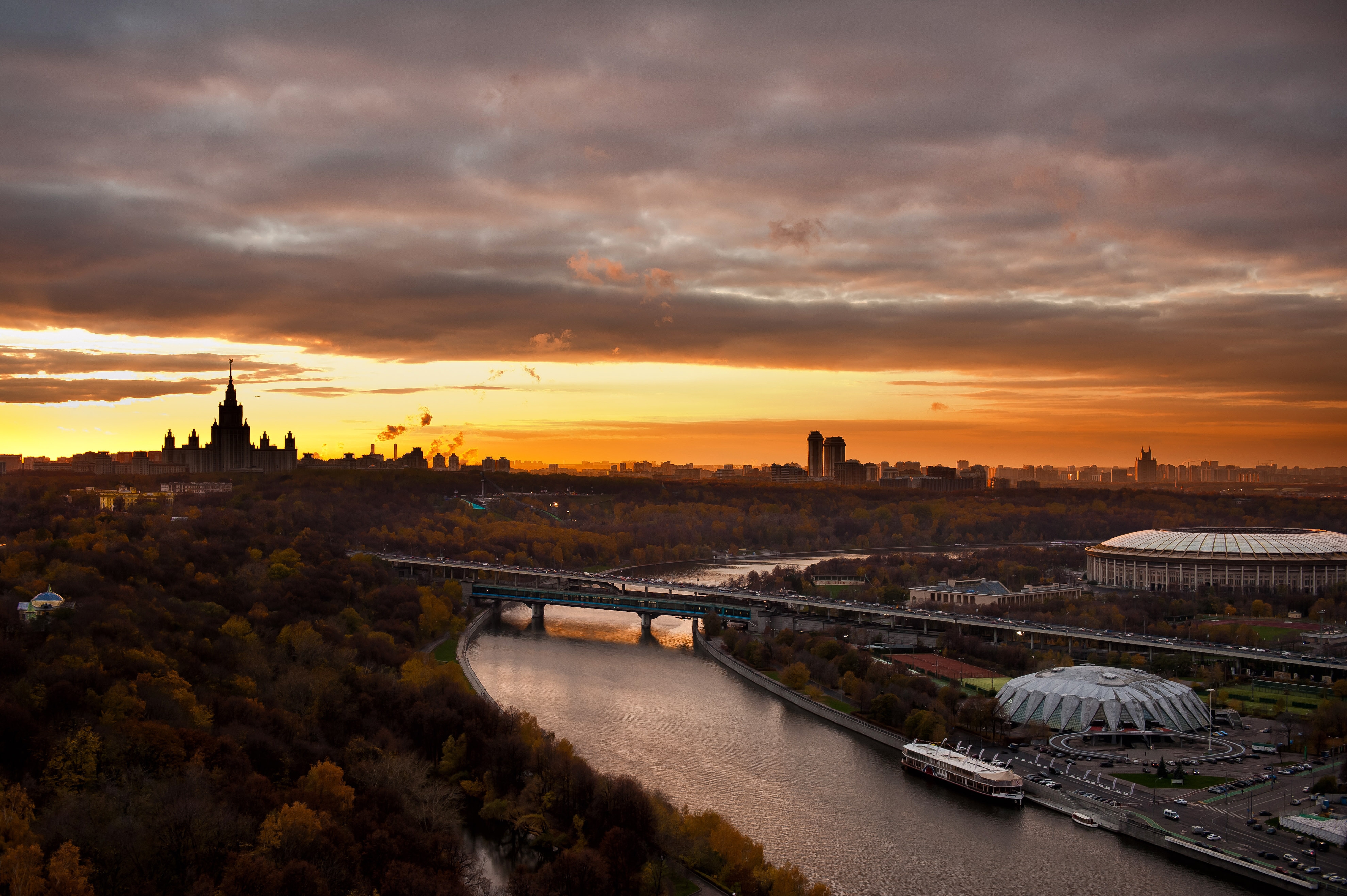 Скачать москва, города, пейзажи, олимпийский, кремль, мост, река обои на рабочий стол