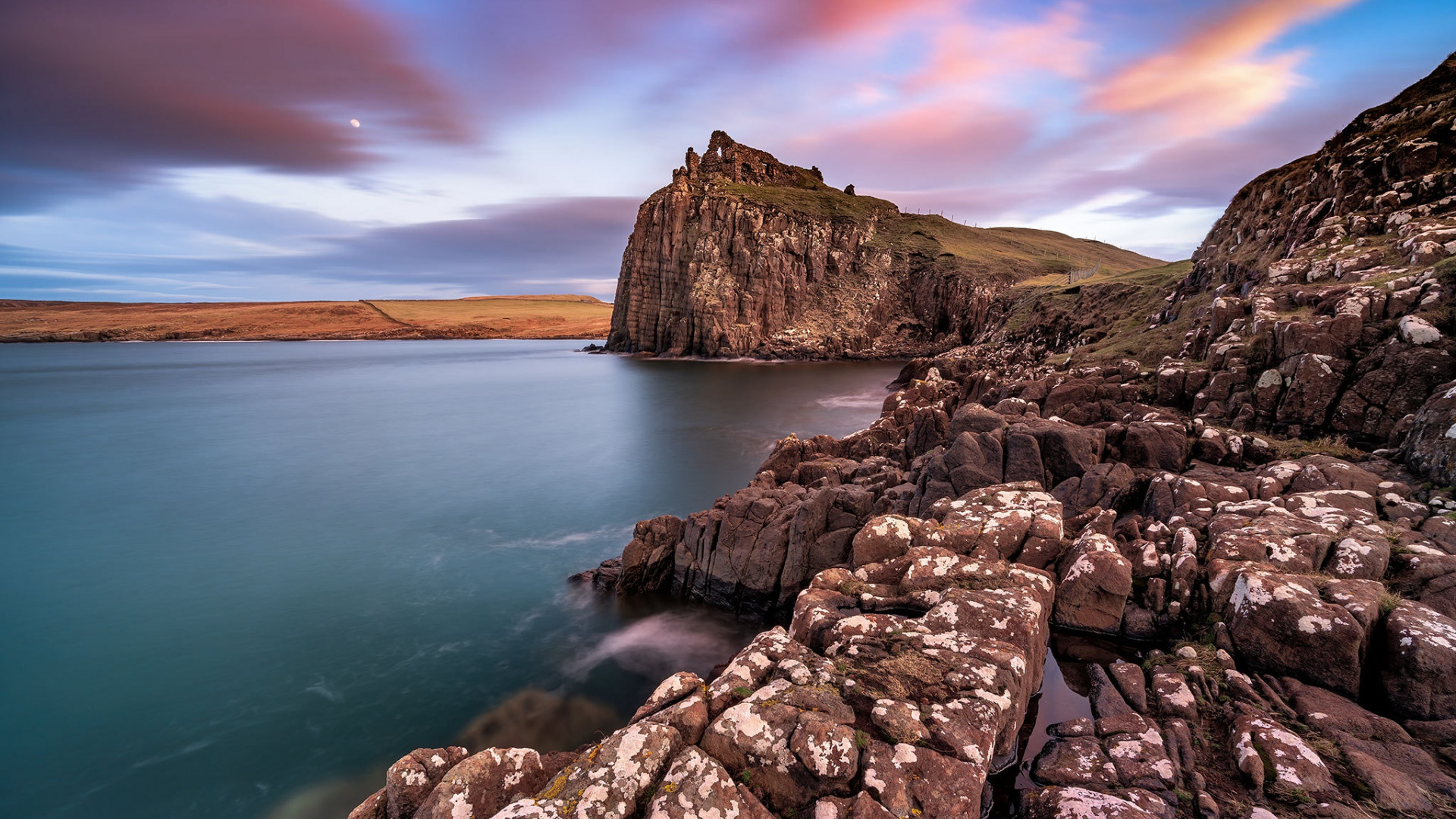 Скачать Duntulm Castle Isle обои на рабочий стол