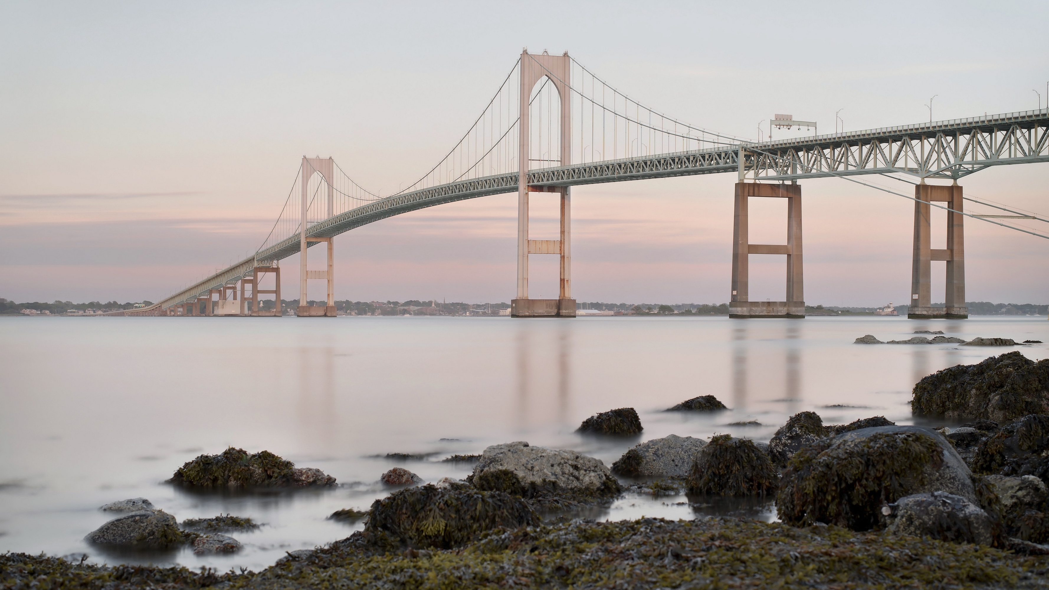 Скачать Newport Suspension Bridge обои на рабочий стол