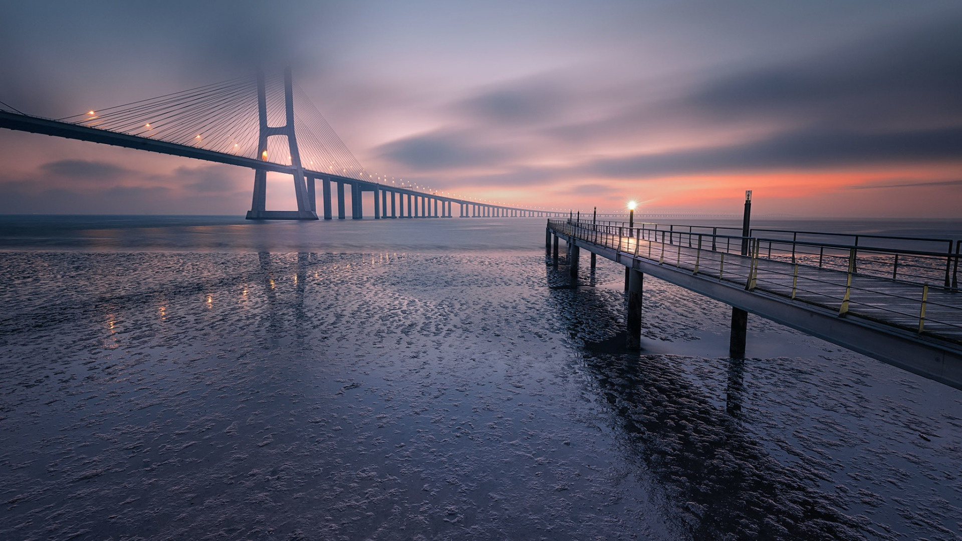 Скачать Vasco da Gama Bridge обои на рабочий стол