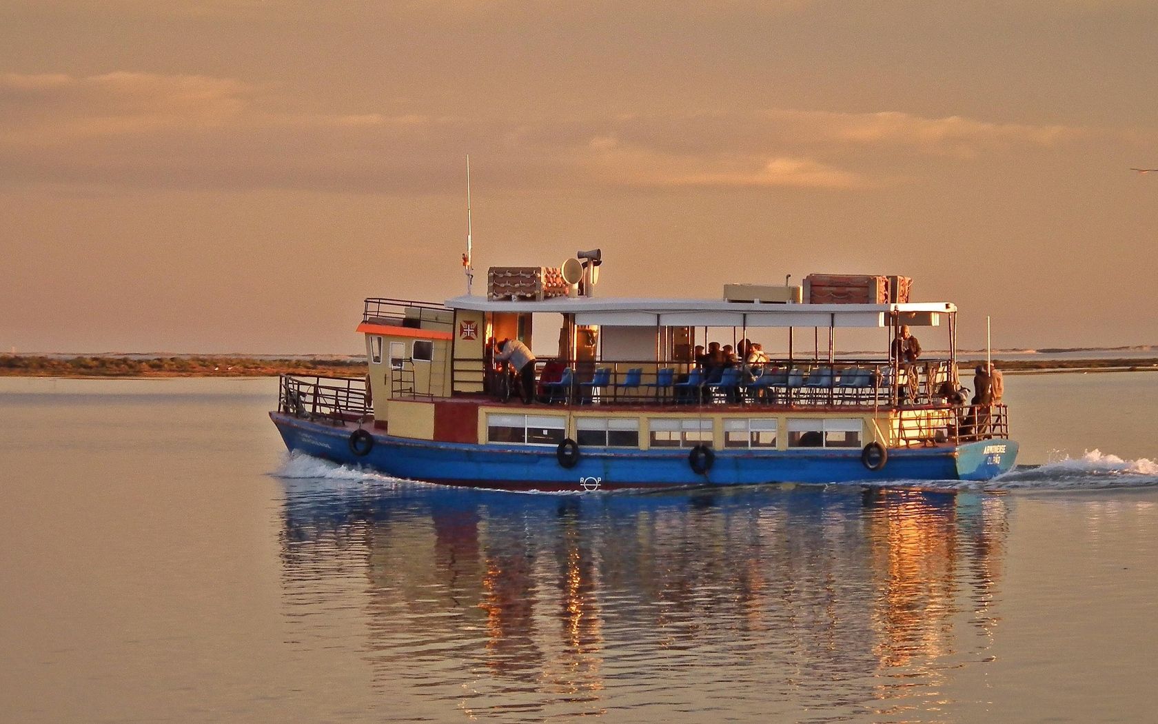 Скачать корабль, море, горизонт обои на рабочий стол